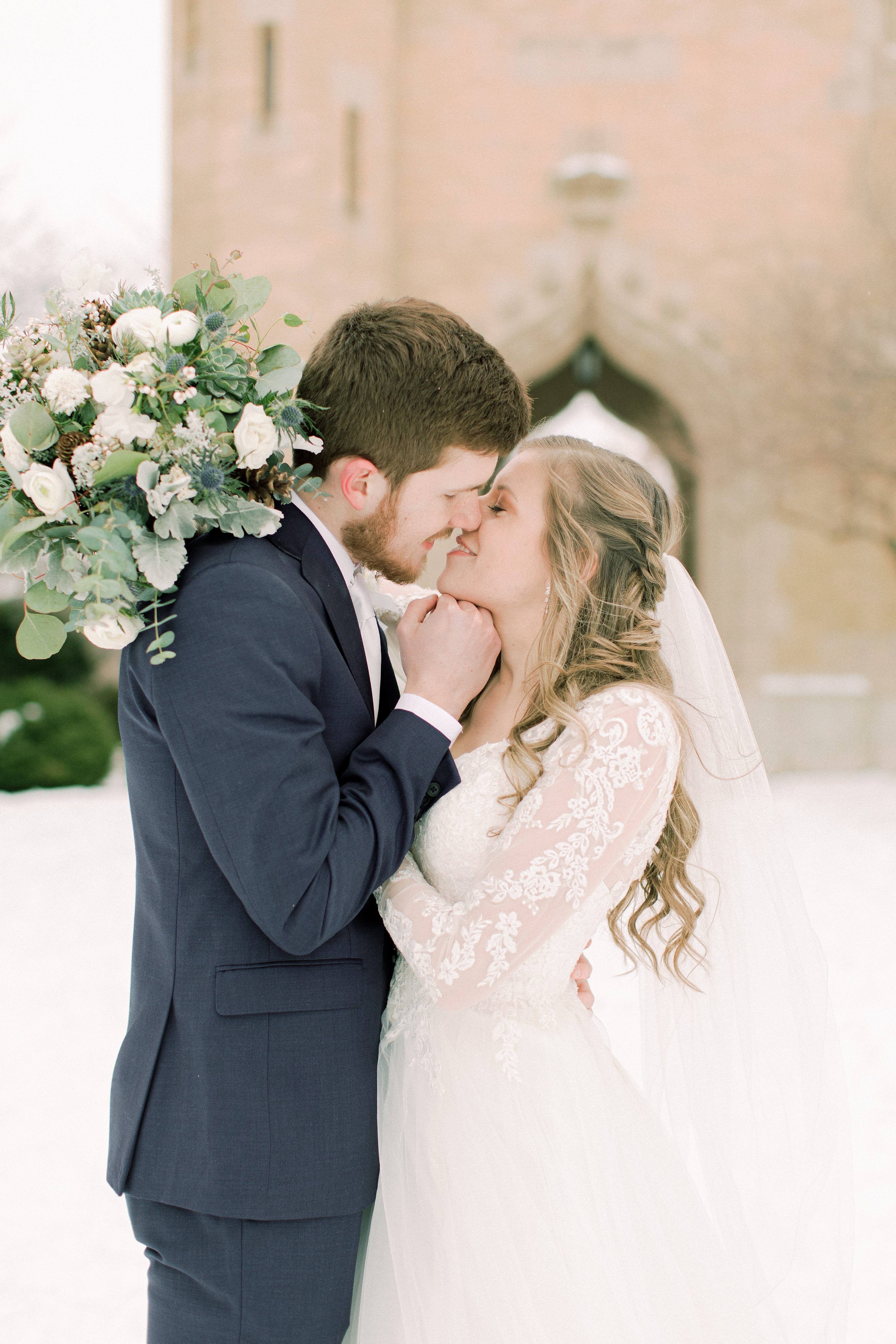 Winter bride,Winter wedding,Iowa Winter Wedding,Iowa wedding,Ames Wedding