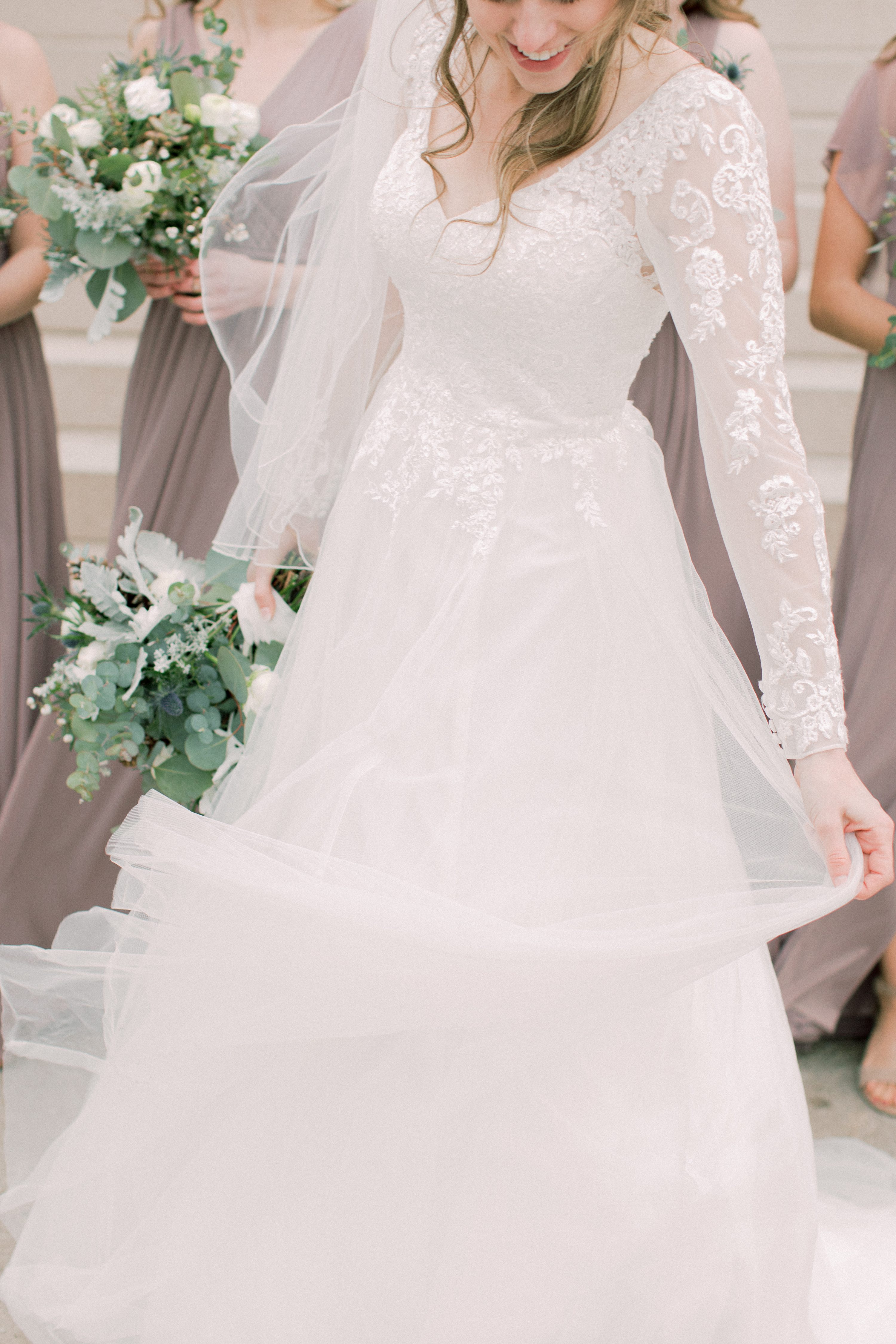 Winter bride,Winter wedding,Iowa Winter Wedding,Iowa wedding,Ames Wedding