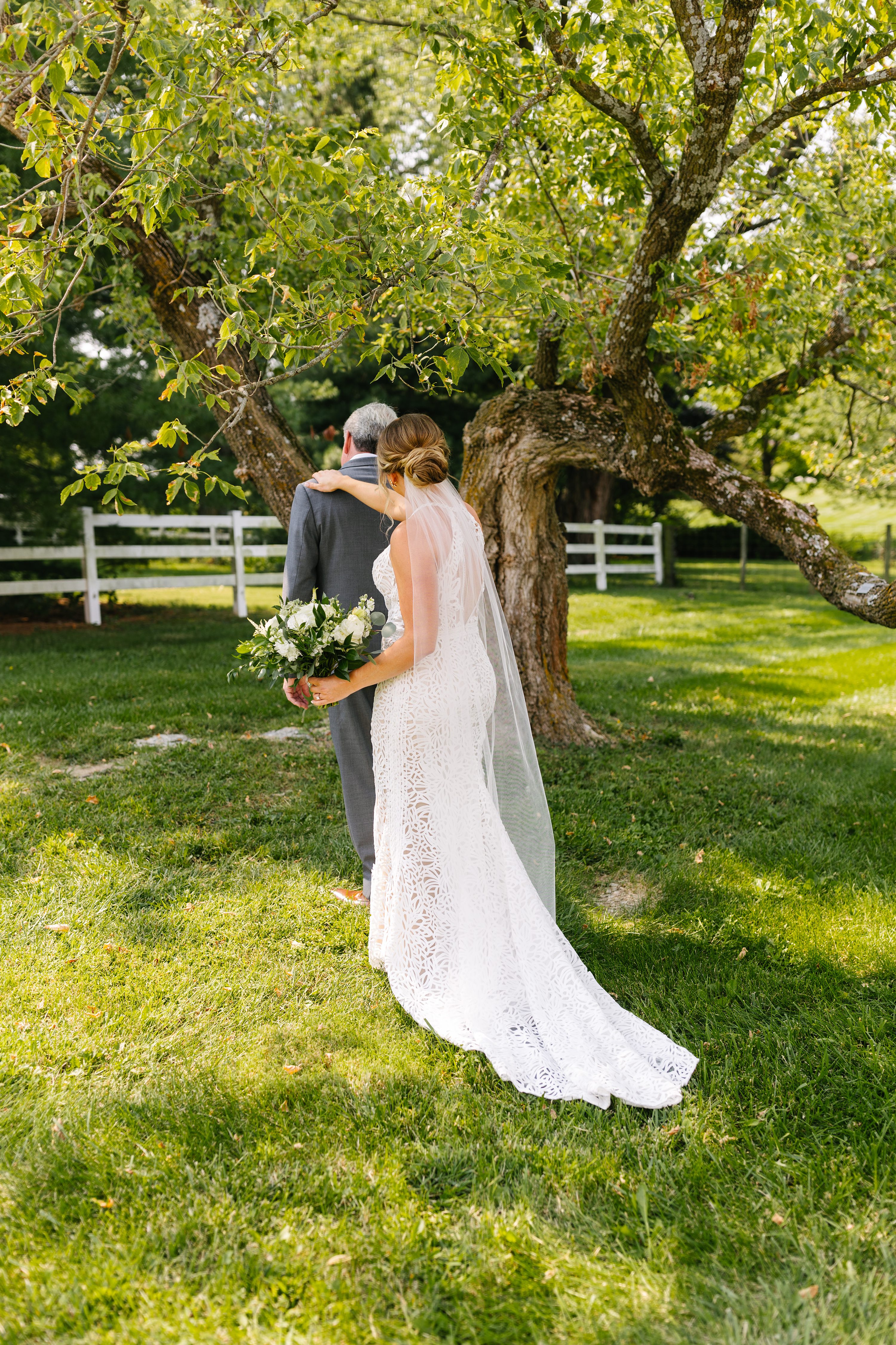 Real Weddings - Tobacco Barn Farm