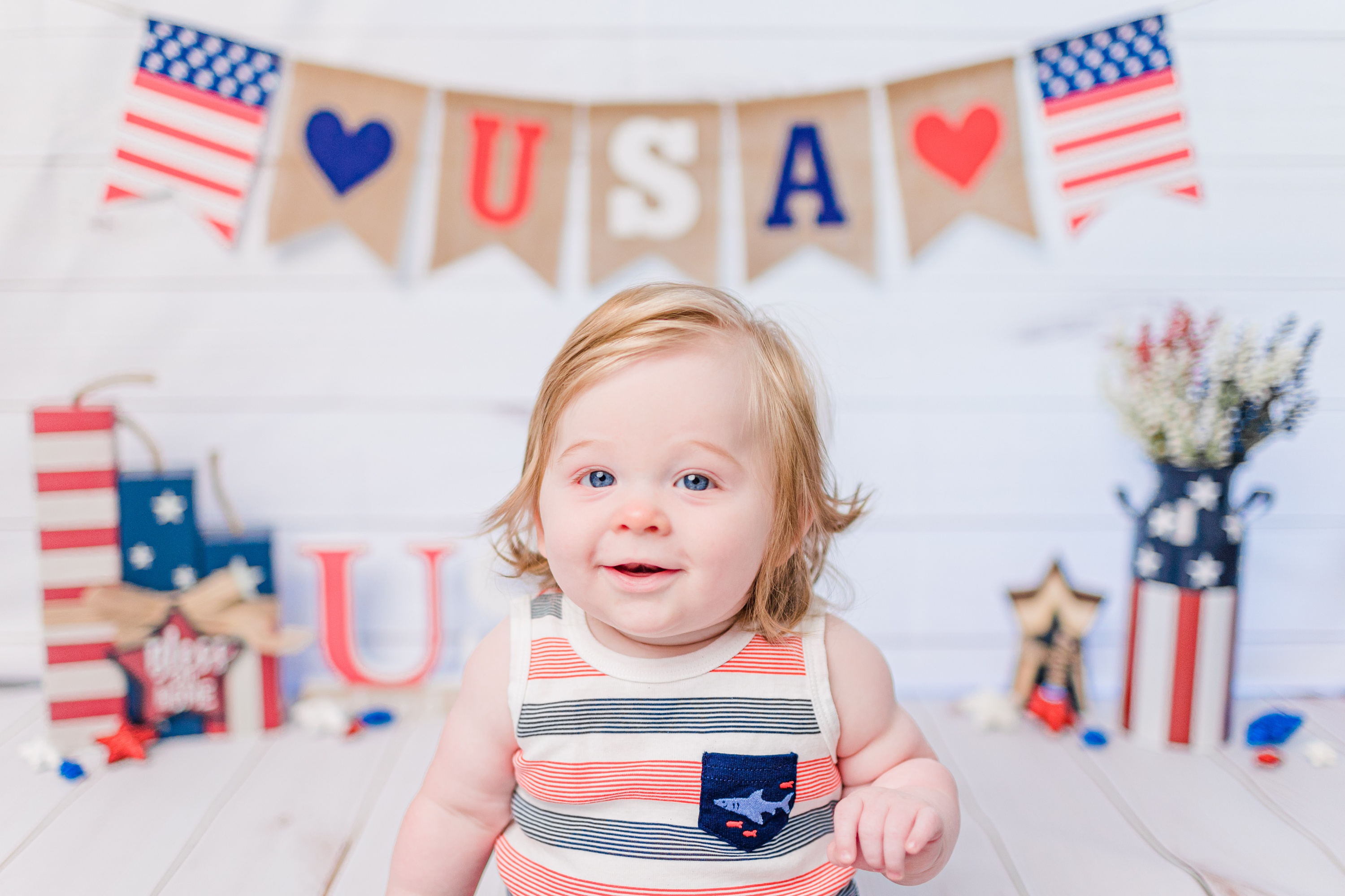 Mavericks 7-Month Milestone | Fourth of July Themed Photoshoot -  www.ultimateedgephotography.com