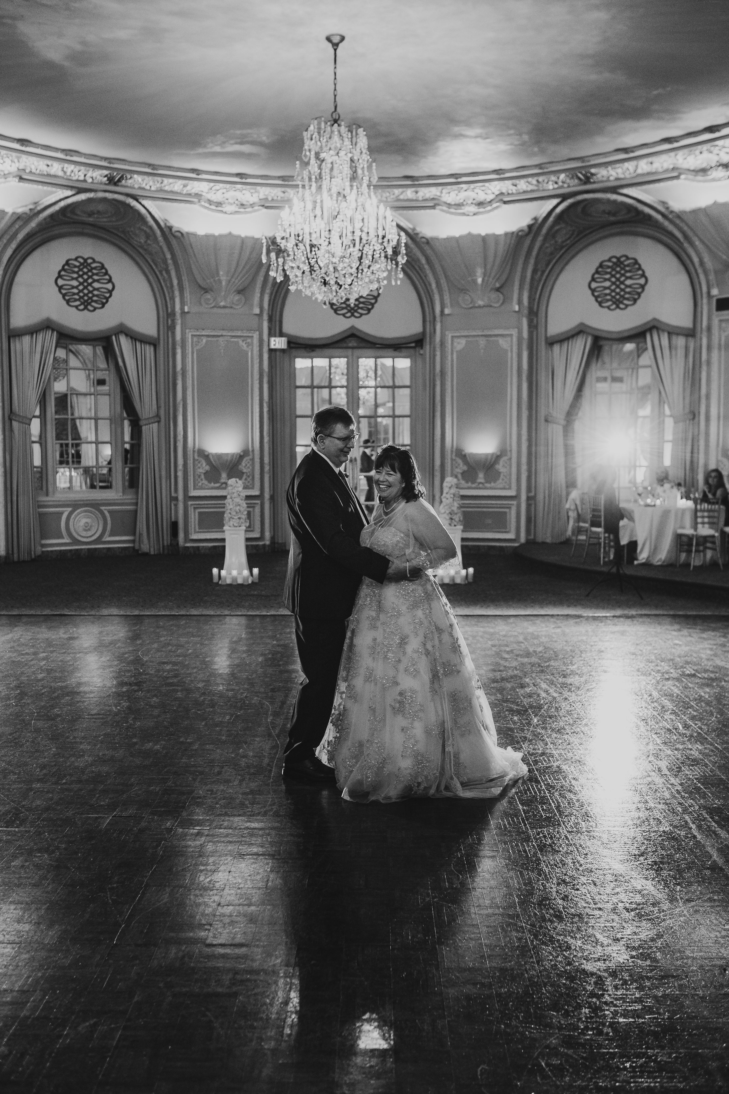 New England  Wedding Photographer,Boston wedding,fairmont copley plaza,first dance