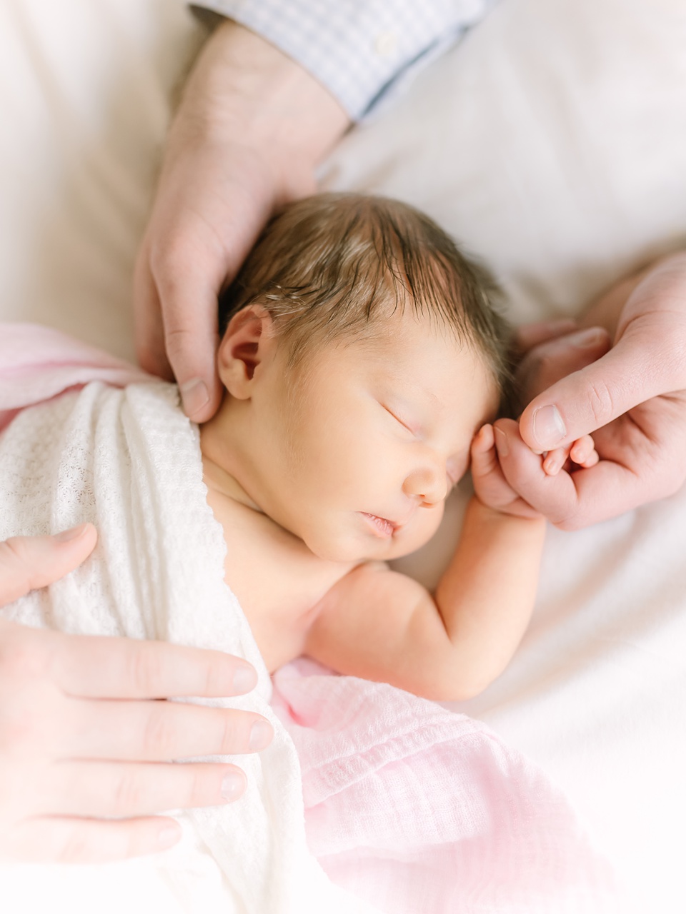 Example Shoot Title Tag timeless newborn photography,at-home newborn photos