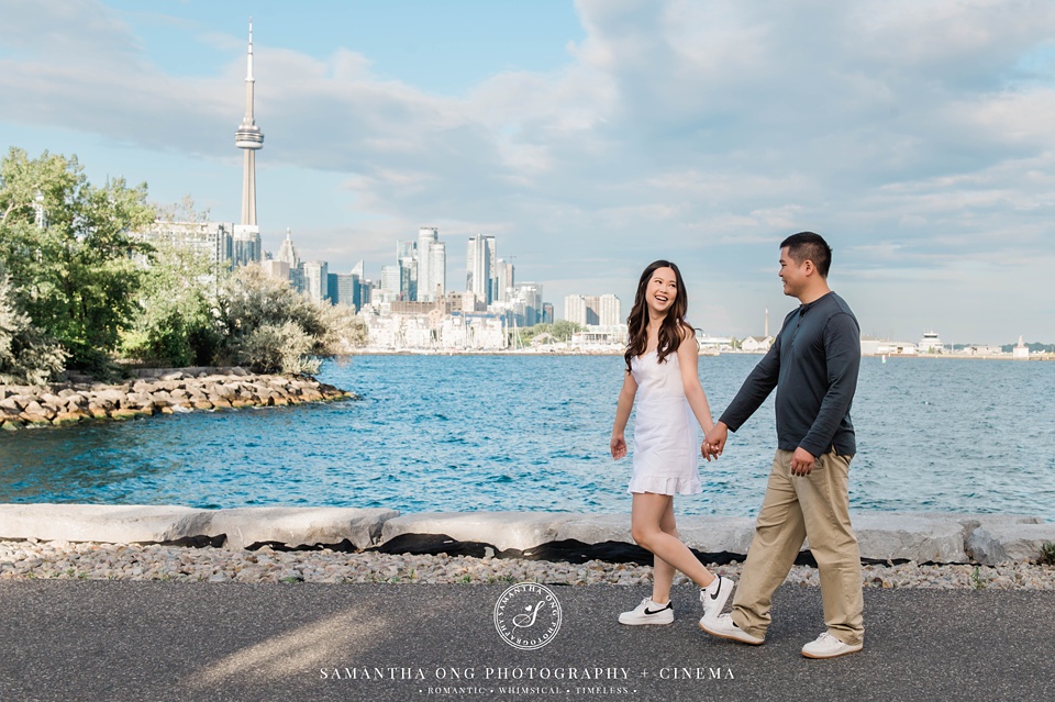 Downtown Toronto Engagement Photography | Bright Natural