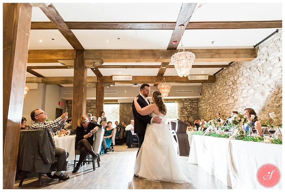 Cambridge Mill: A classy wedding by the Grand River