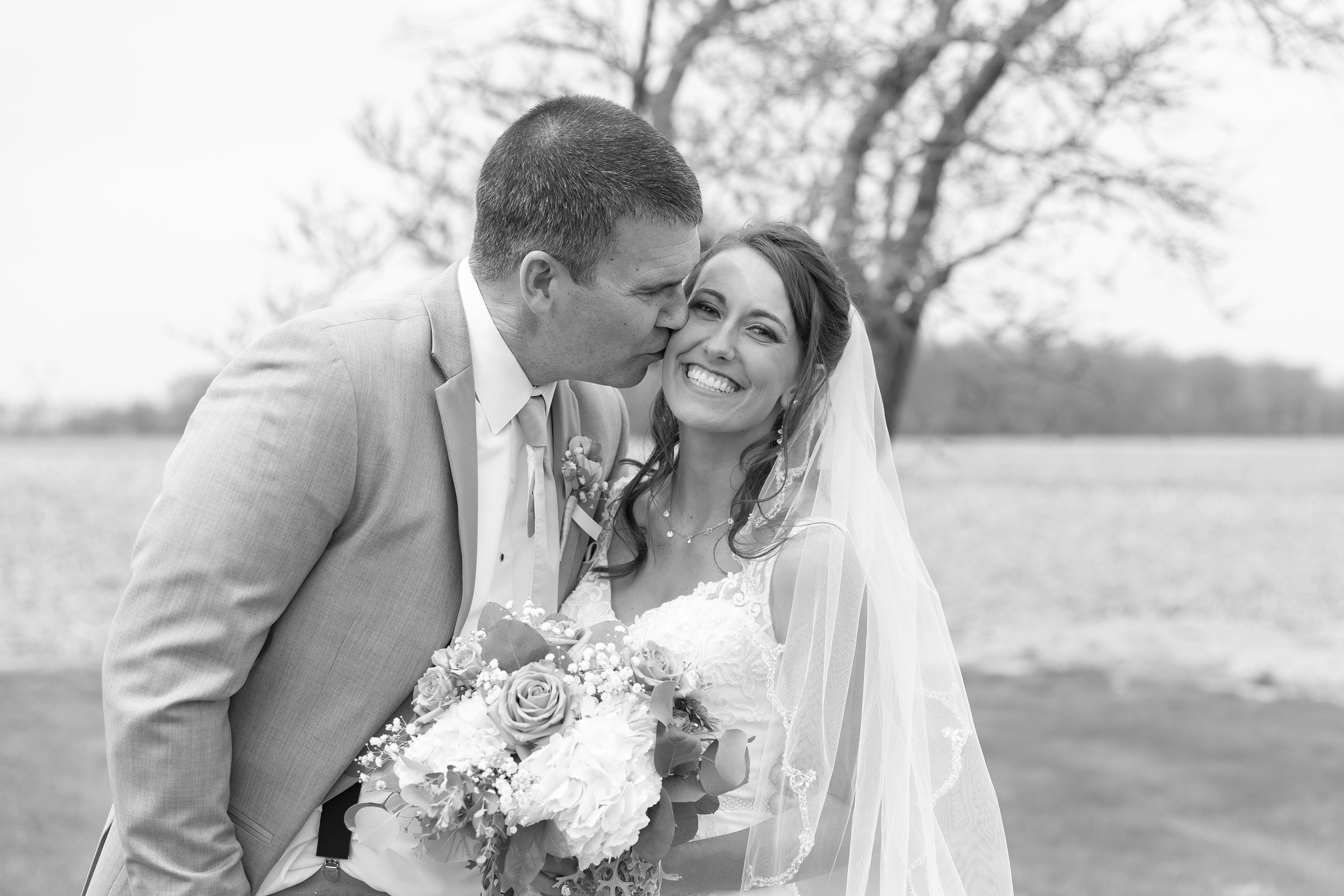 kokomo wedding photographer,howard-miami mennonite church