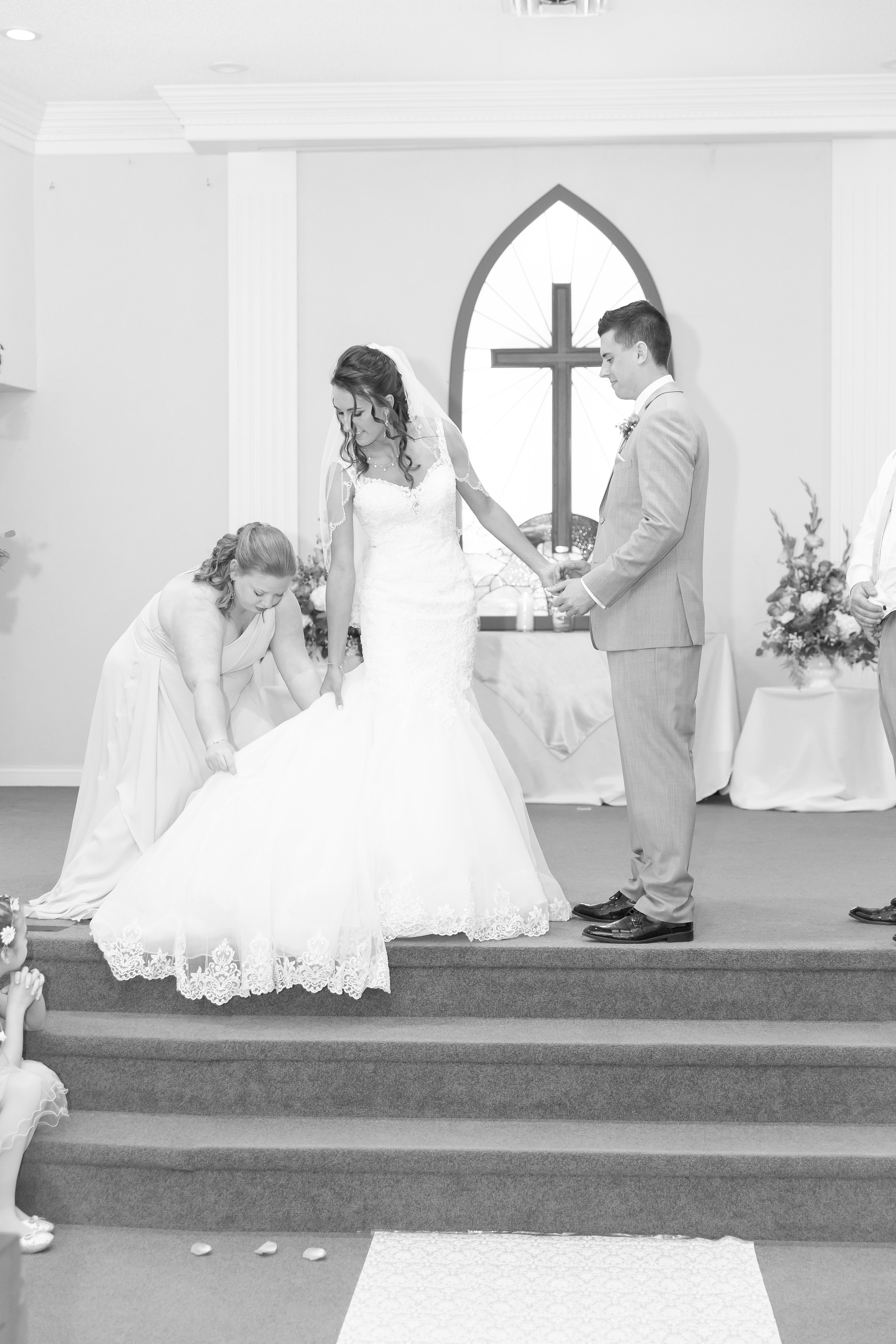 northern indiana wedding photographer,howard-miami mennonite church