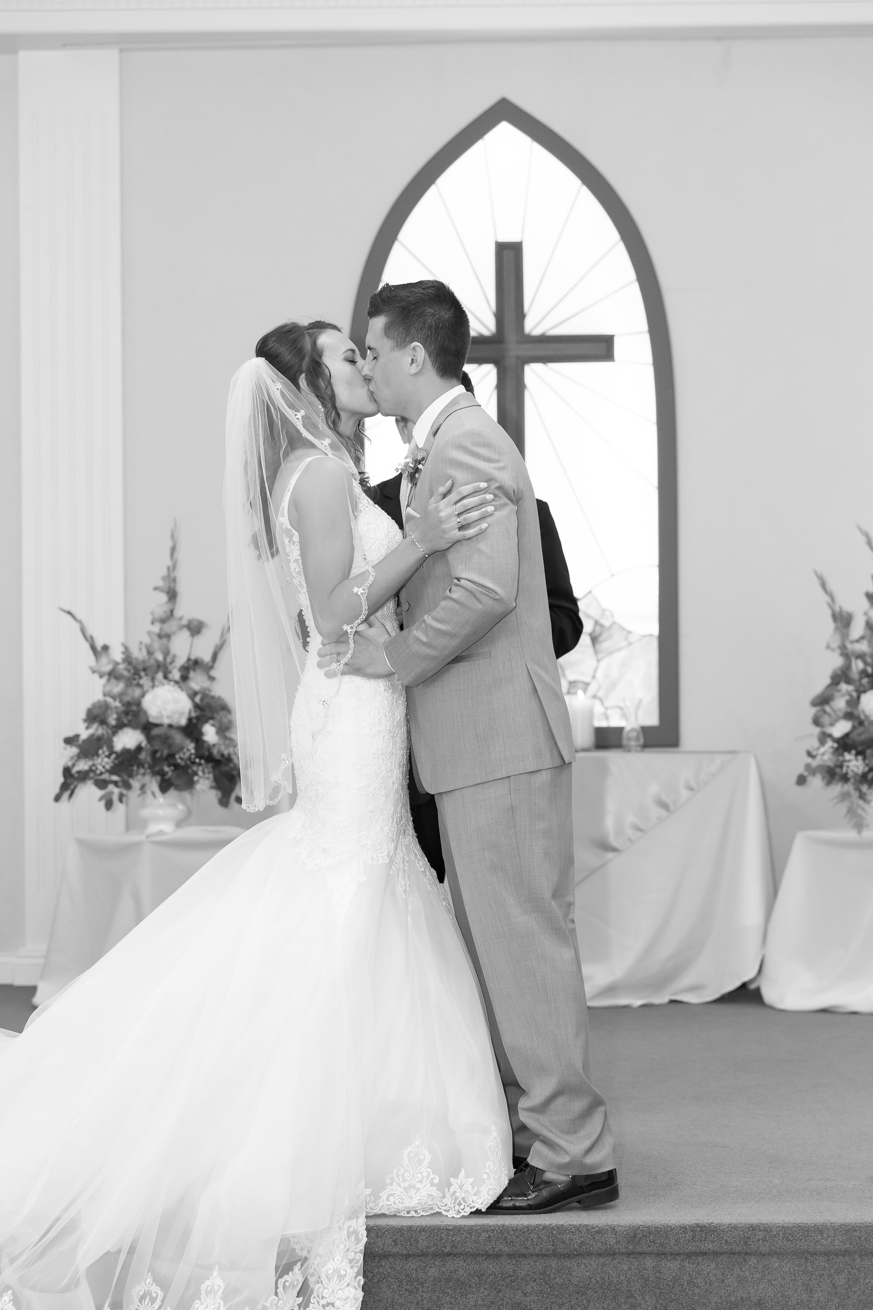 kokomo wedding photographer,howard-miami mennonite church