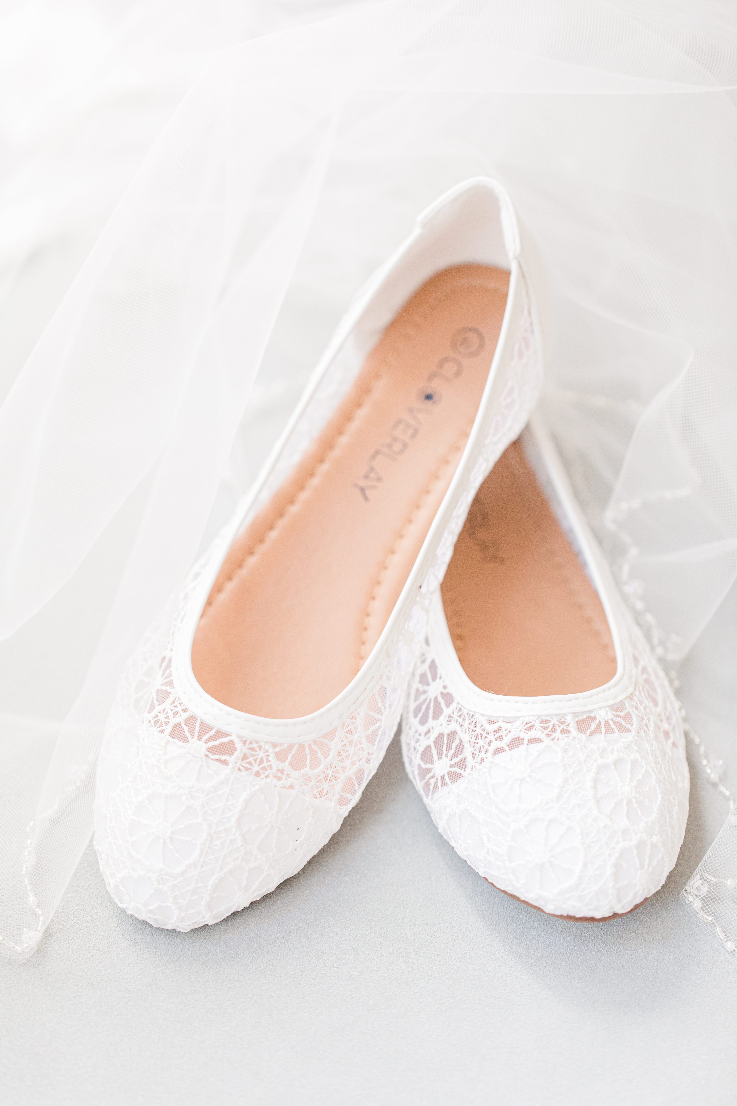 Grey Suits,Pink and white bridal bouquet