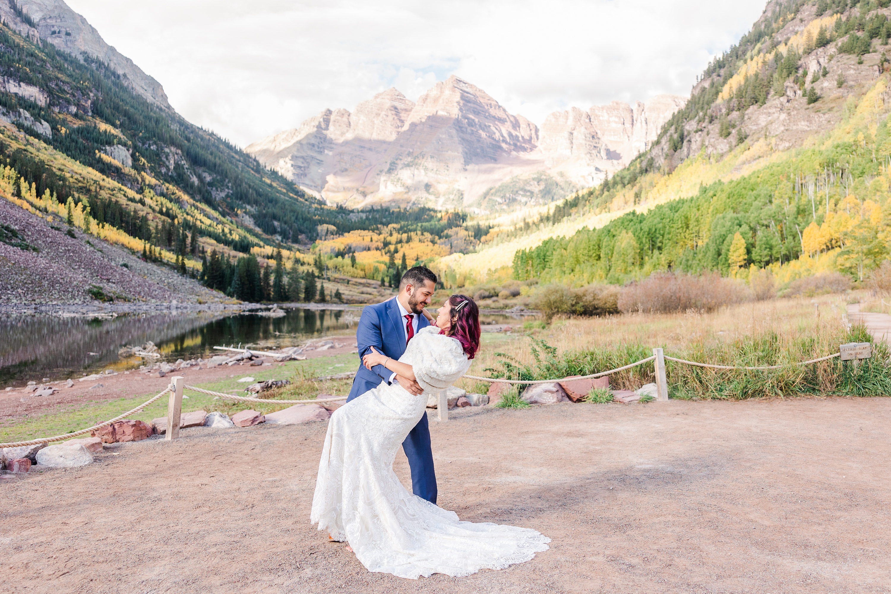 Rocky \u0026 Desiree Colorful Fall Maroon Bells Wedding, image size:3000x2000