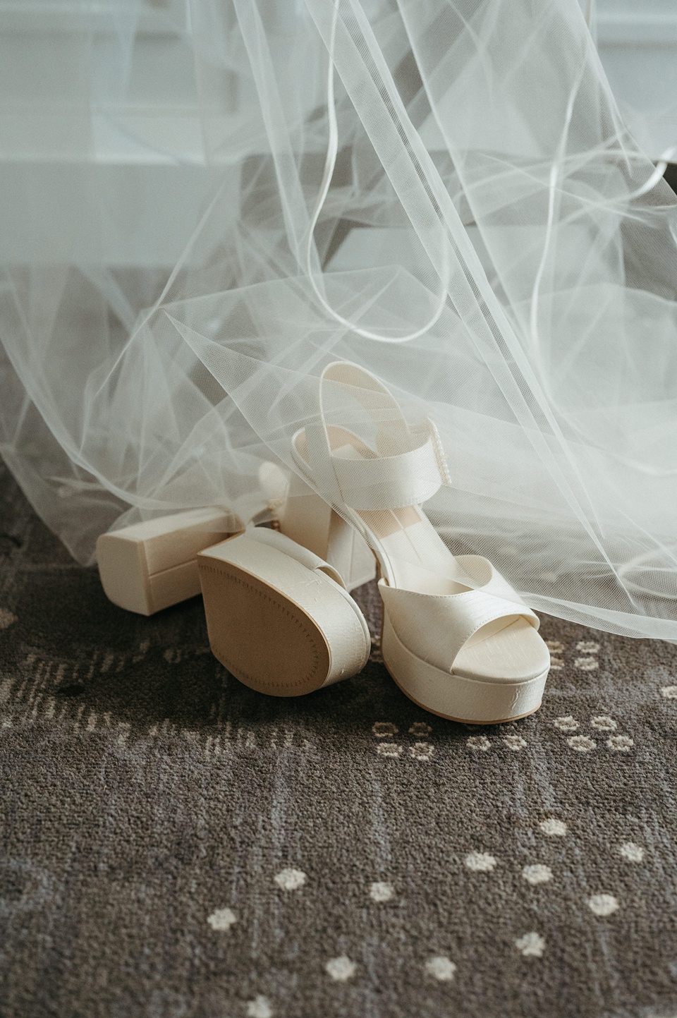 Nola Wedding,The Four Seasons courtyard set up for an intimate outdoor wedding ceremony.