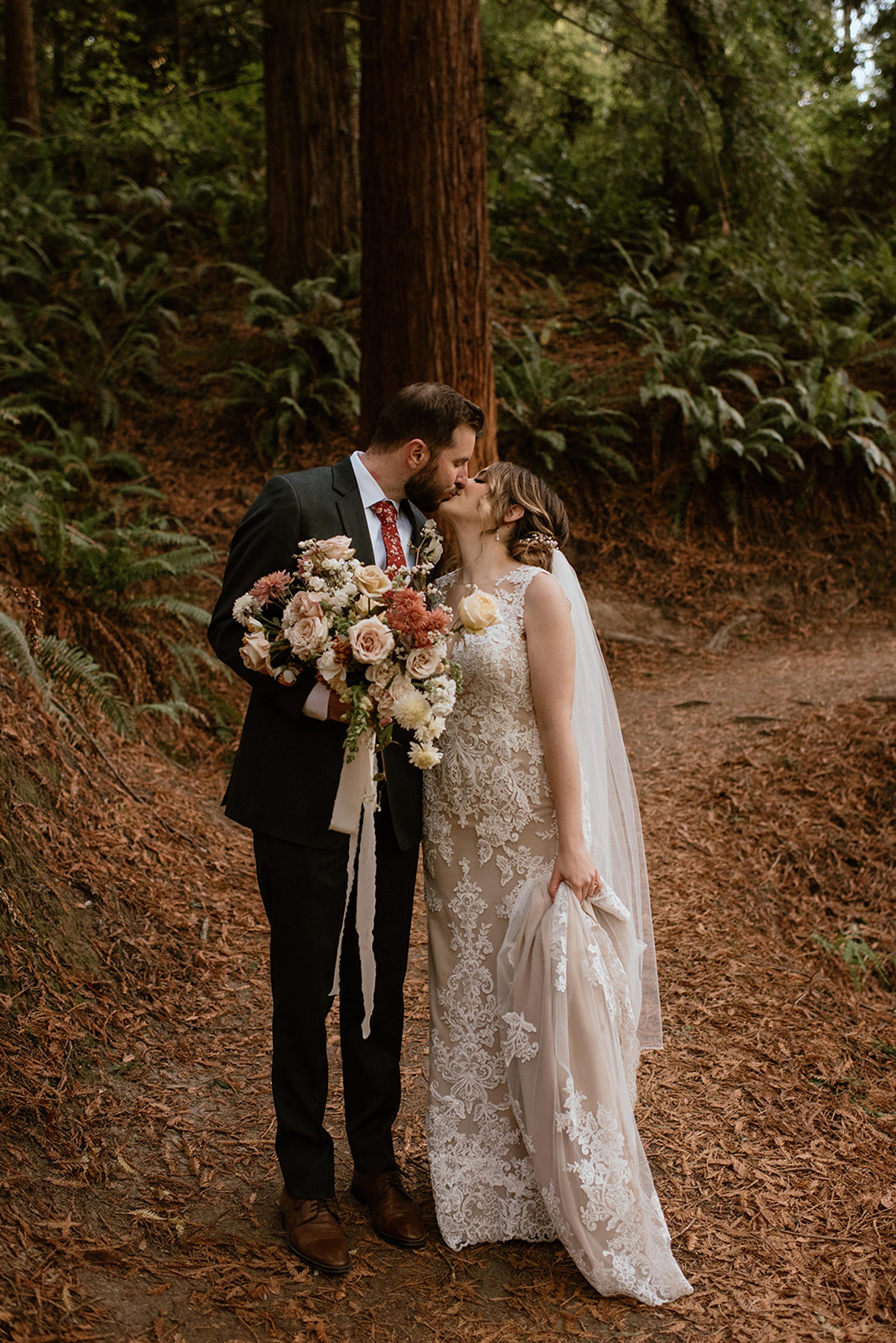 elopement photographer,oregon wedding photographer