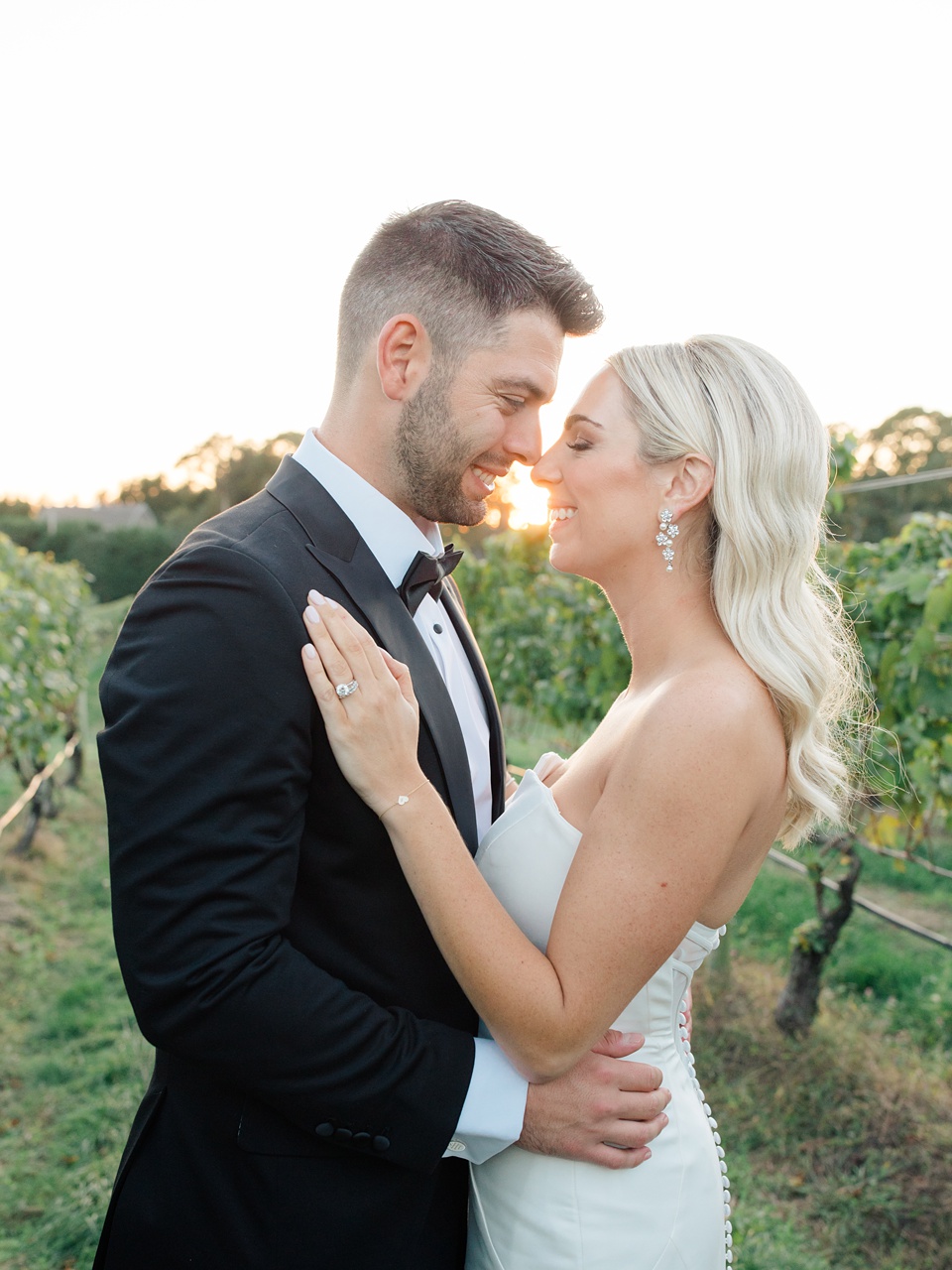 Green and white wedding,Wolffer Estate