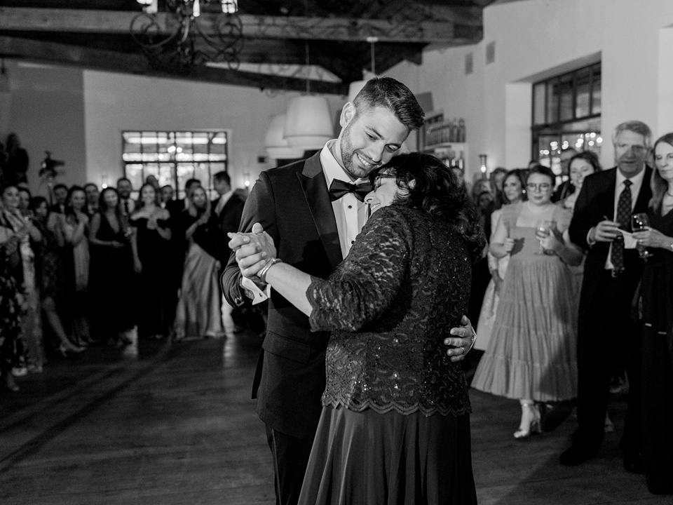 Green and white wedding,Wolffer Estate