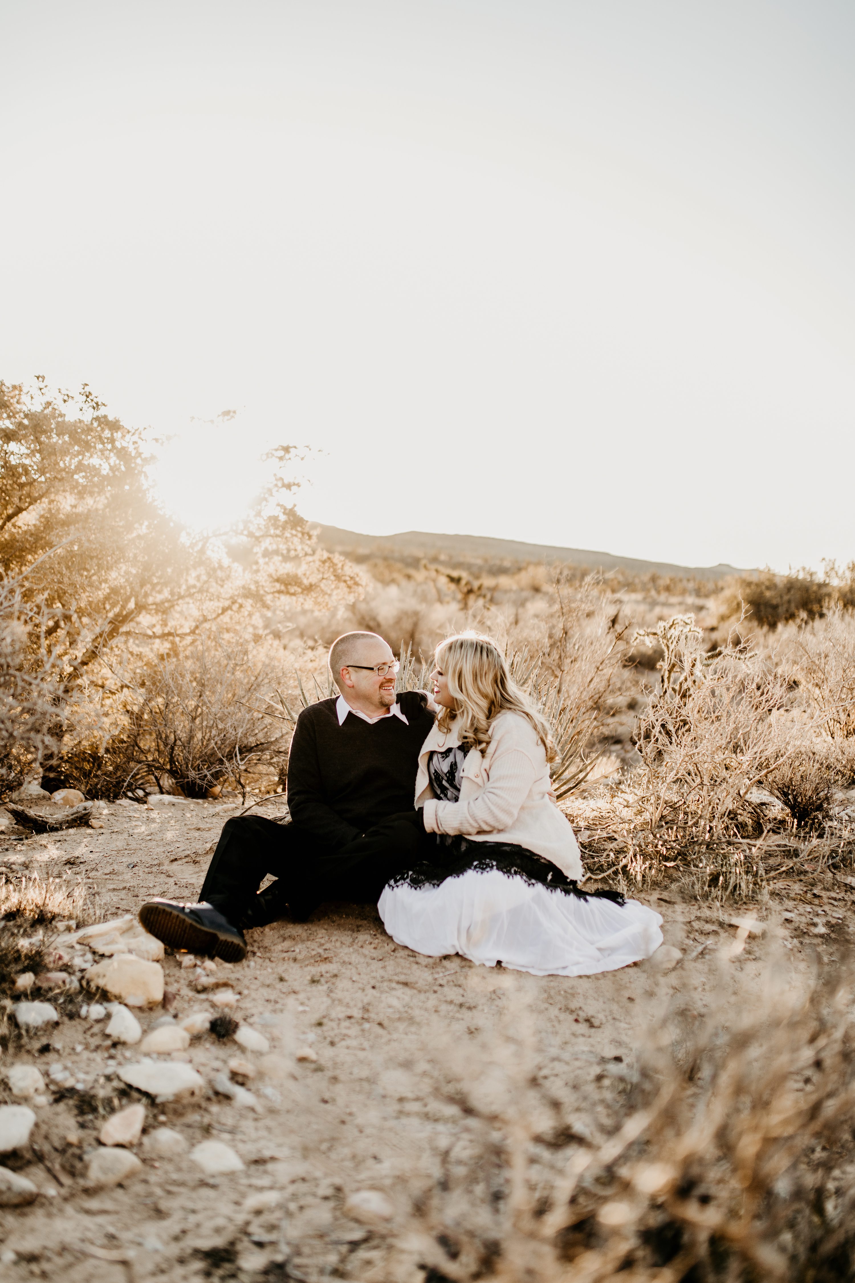 red rock canyon engagement session,red rock canyon elopement,nevada engagement session,las vegas engagement session,adventure elopement nevada
