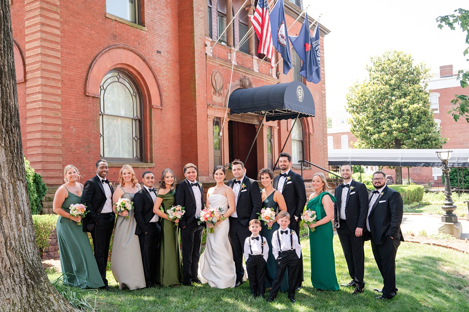 richmond club dress code Richmond club dress code hi-res stock photography and images