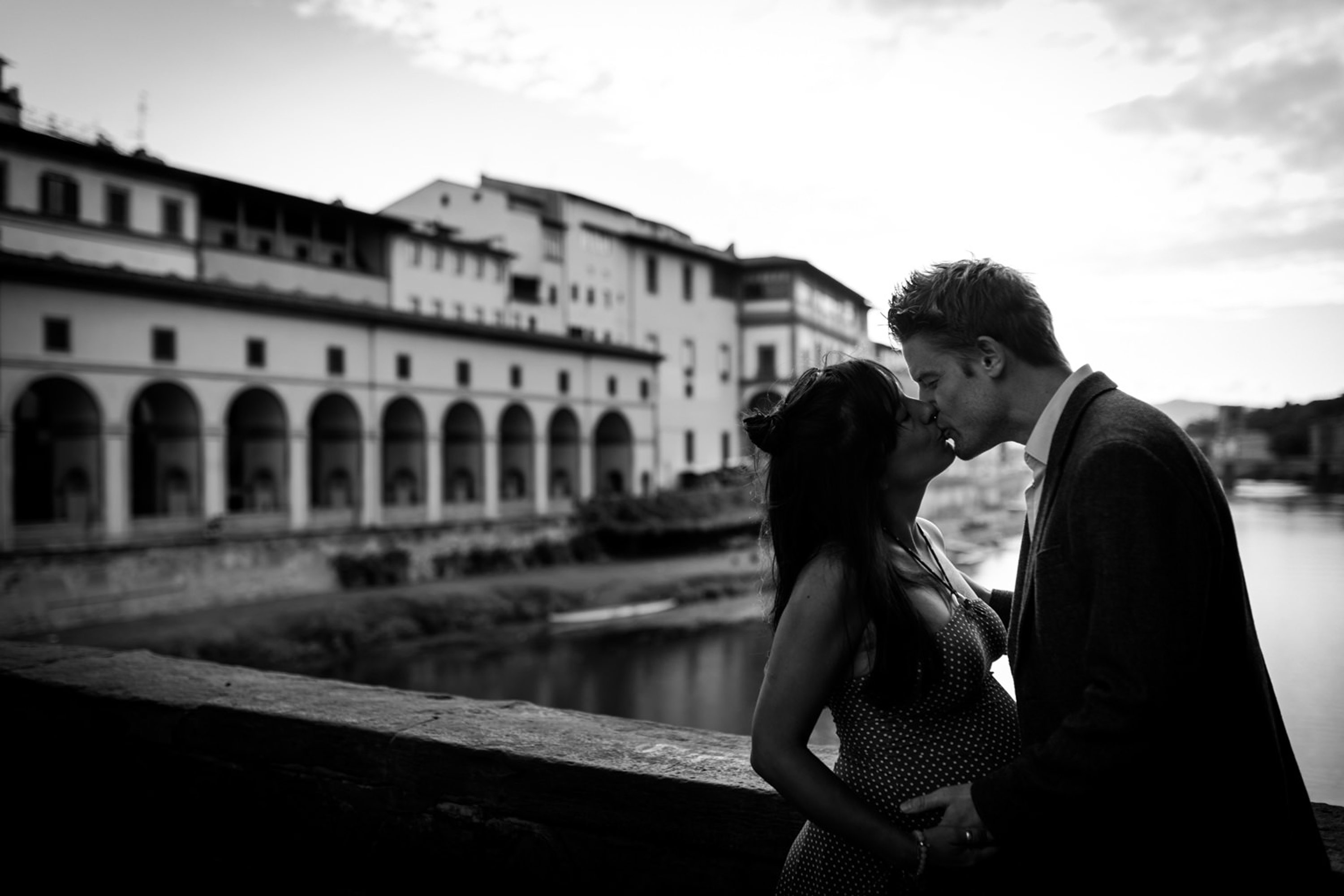 Outdoor maternity photoshoot in Florence,Pregnancy photos in the historic center of Florence