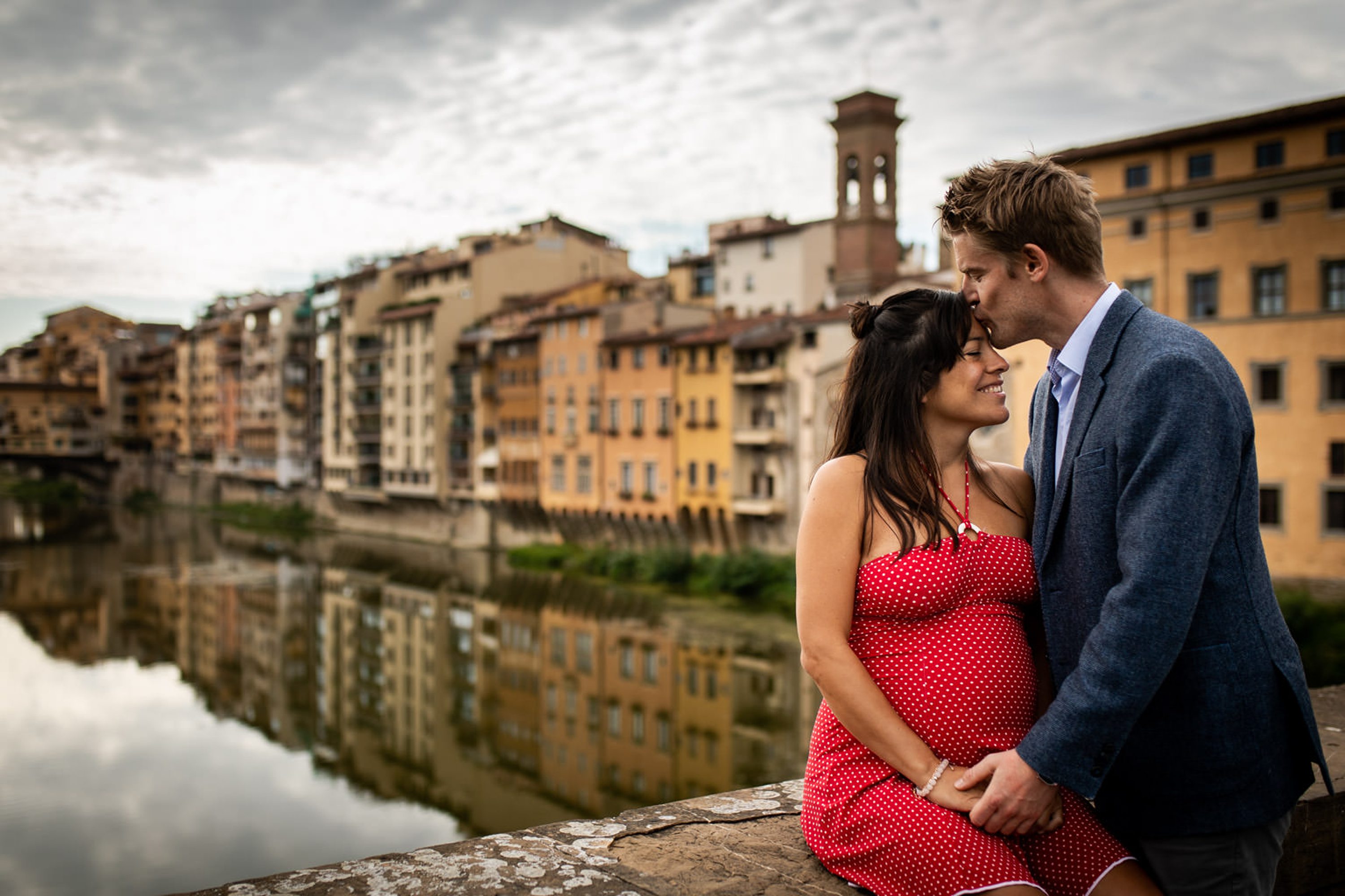 Outdoor maternity photoshoot in Florence,Pregnancy photos in the historic center of Florence