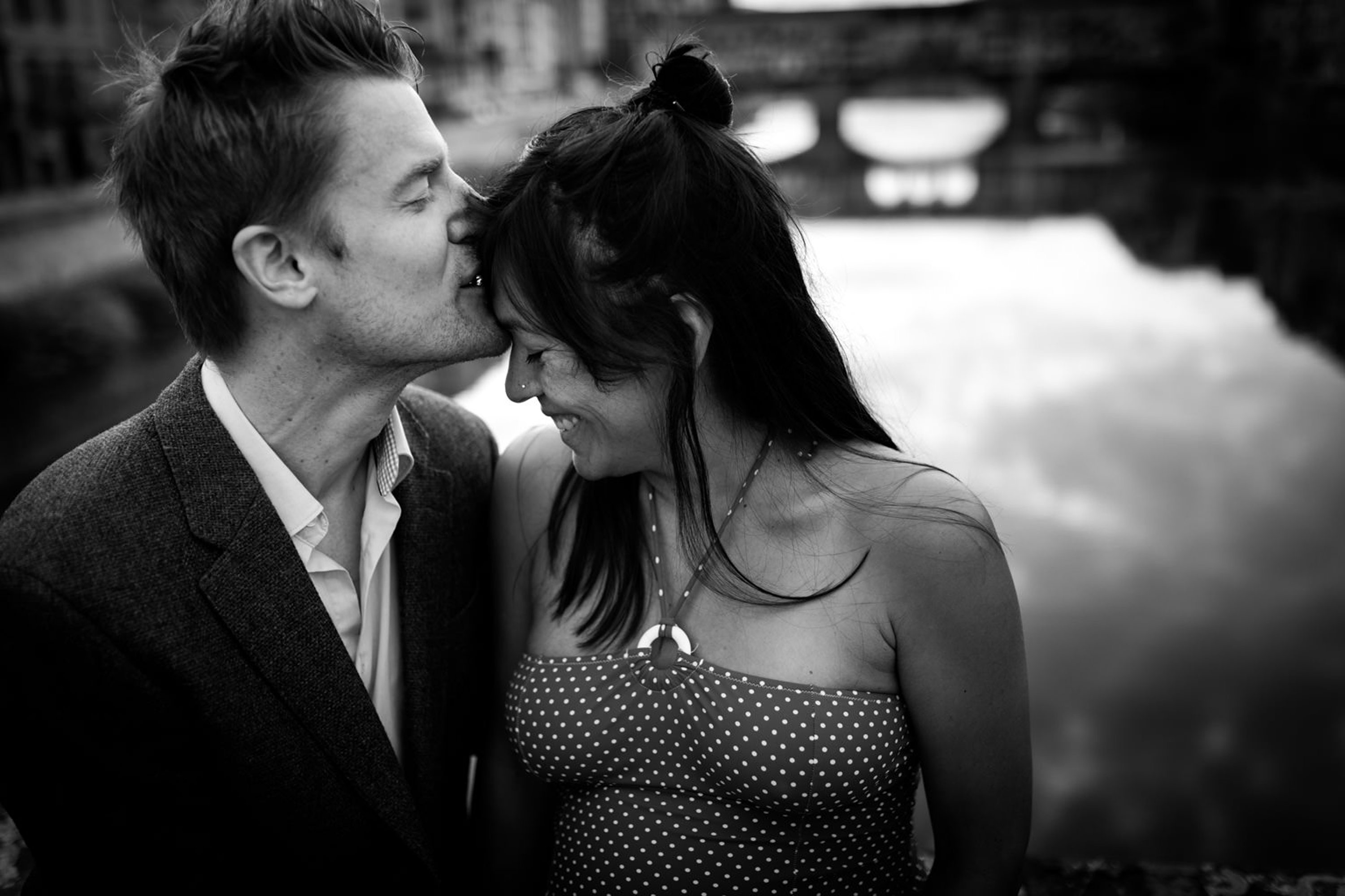Outdoor maternity photoshoot in Florence,Pregnancy photos in the historic center of Florence