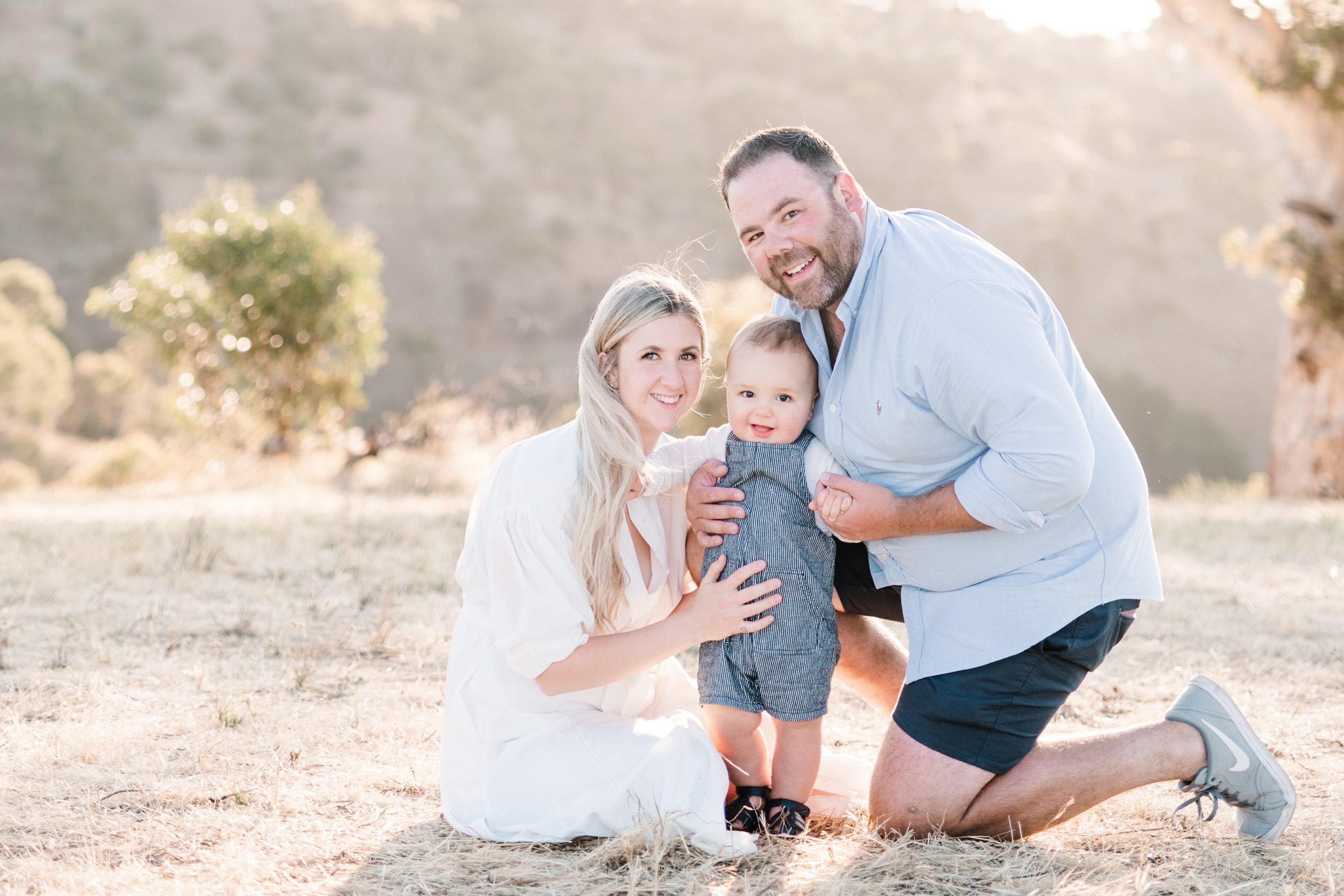 sunkissed family session,hillside family session