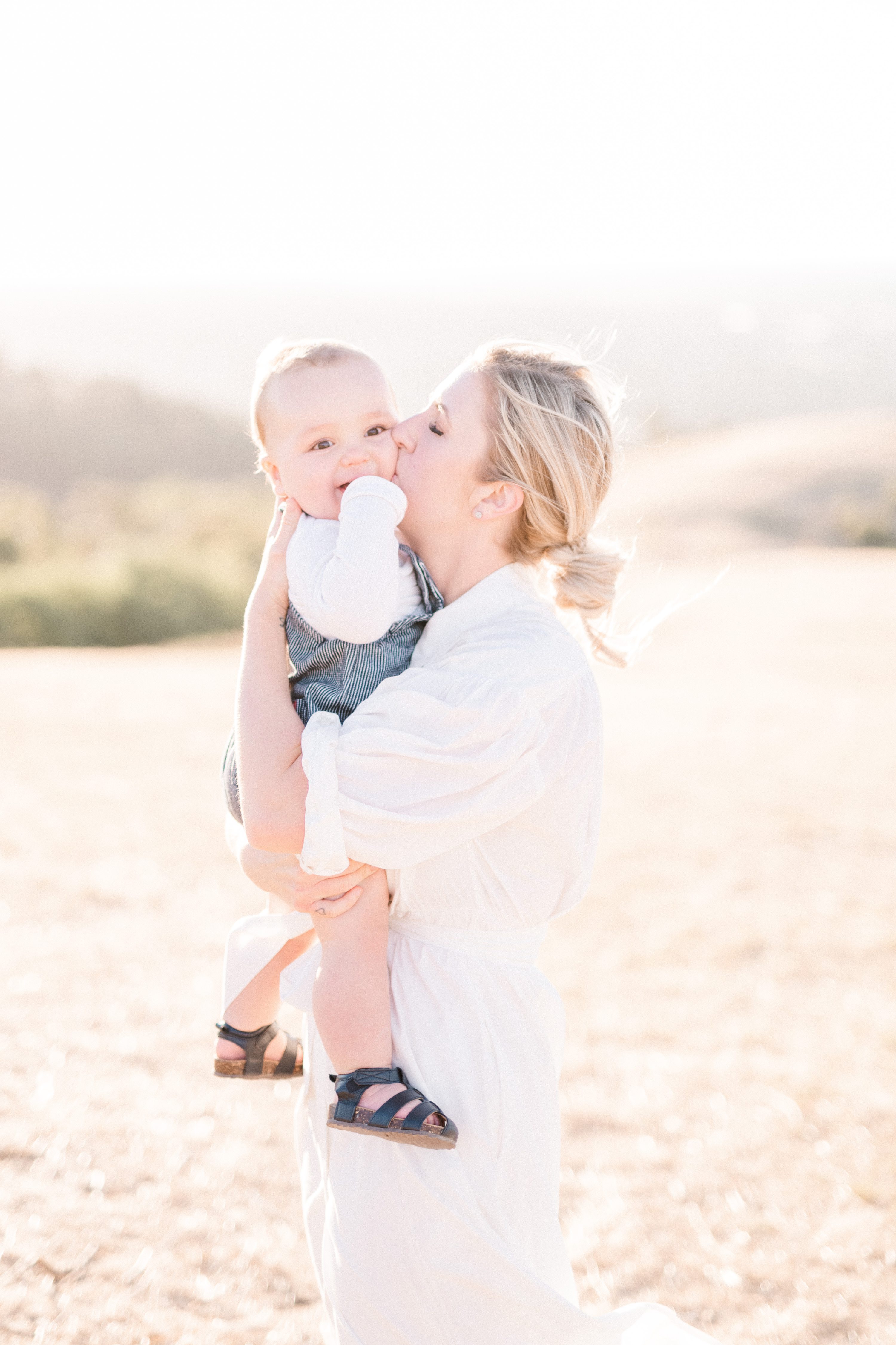 afamily session,sunkissed family session