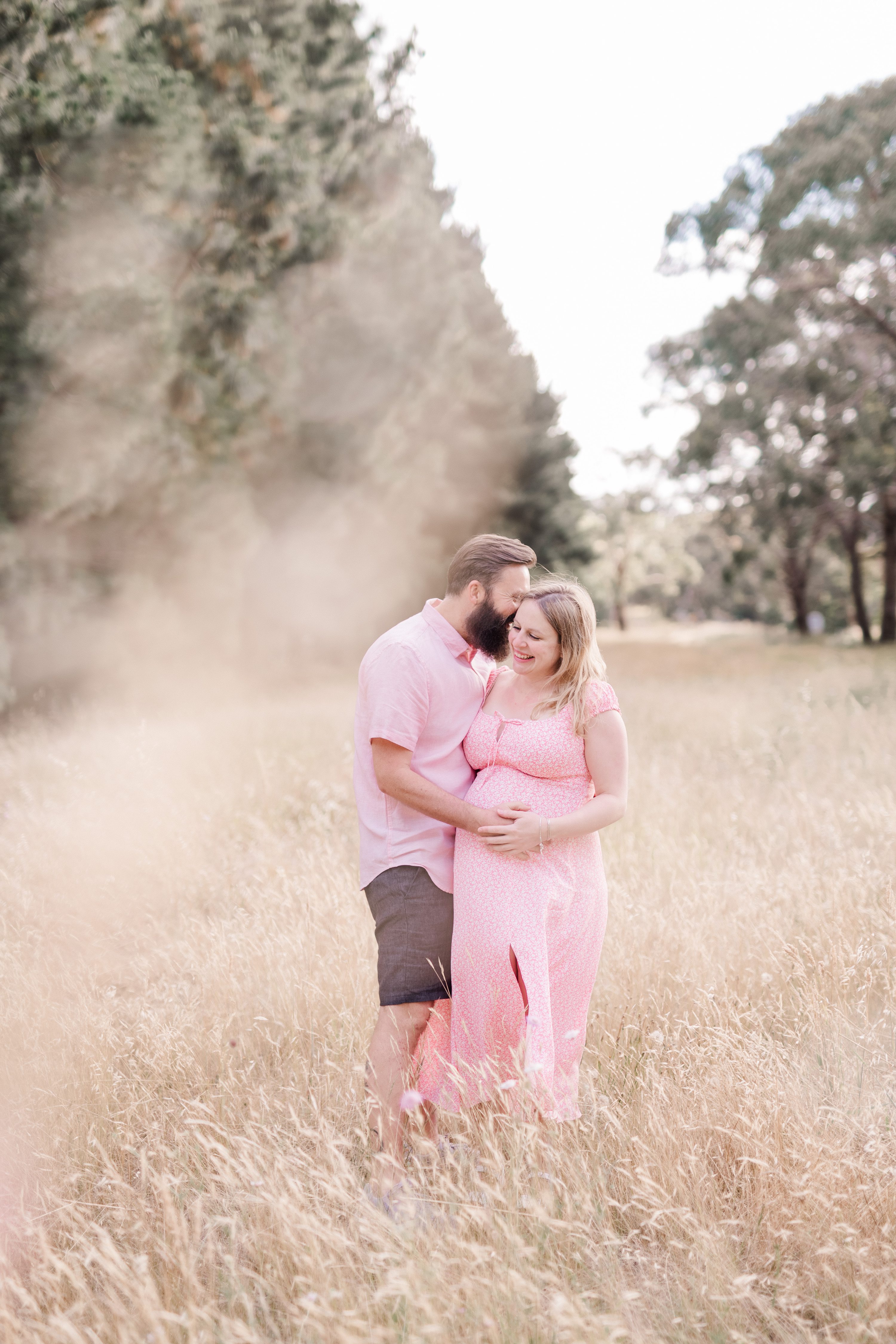 forest maternity session,adelaide hills maternity session forest maternity session