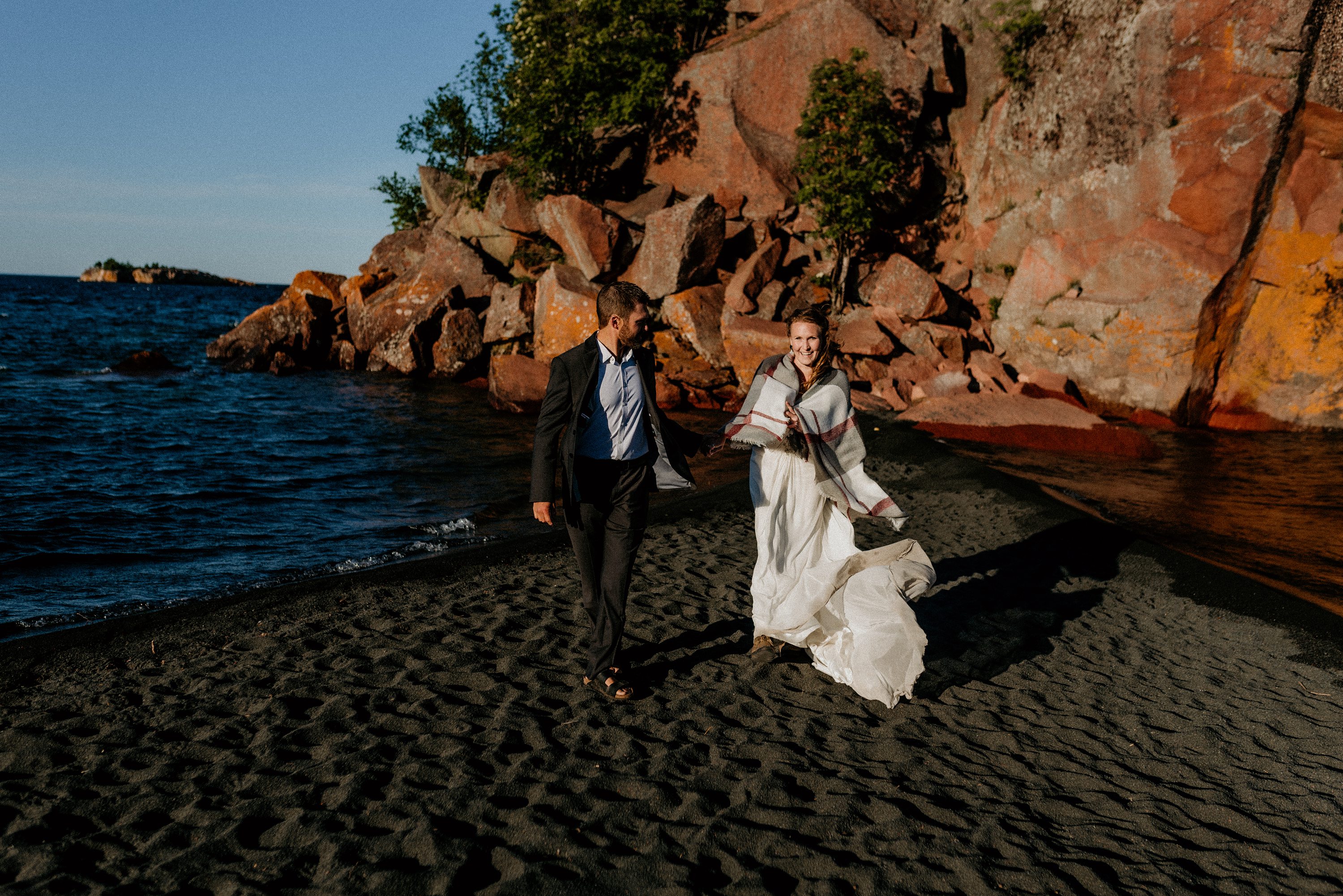 Northern elopement,Black Beach