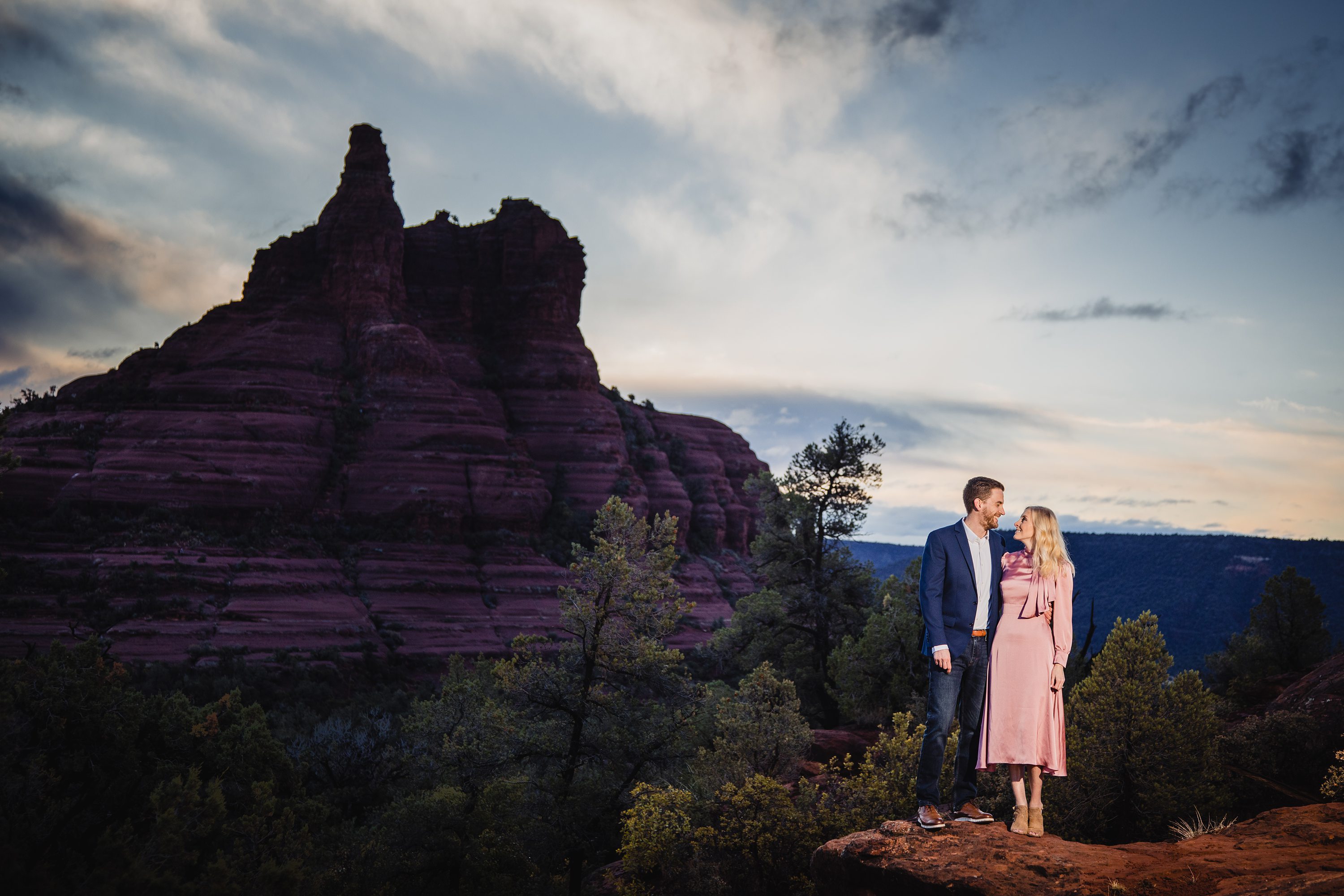 Sedona Engagement Photo session,Sedona Sunrise Engagement