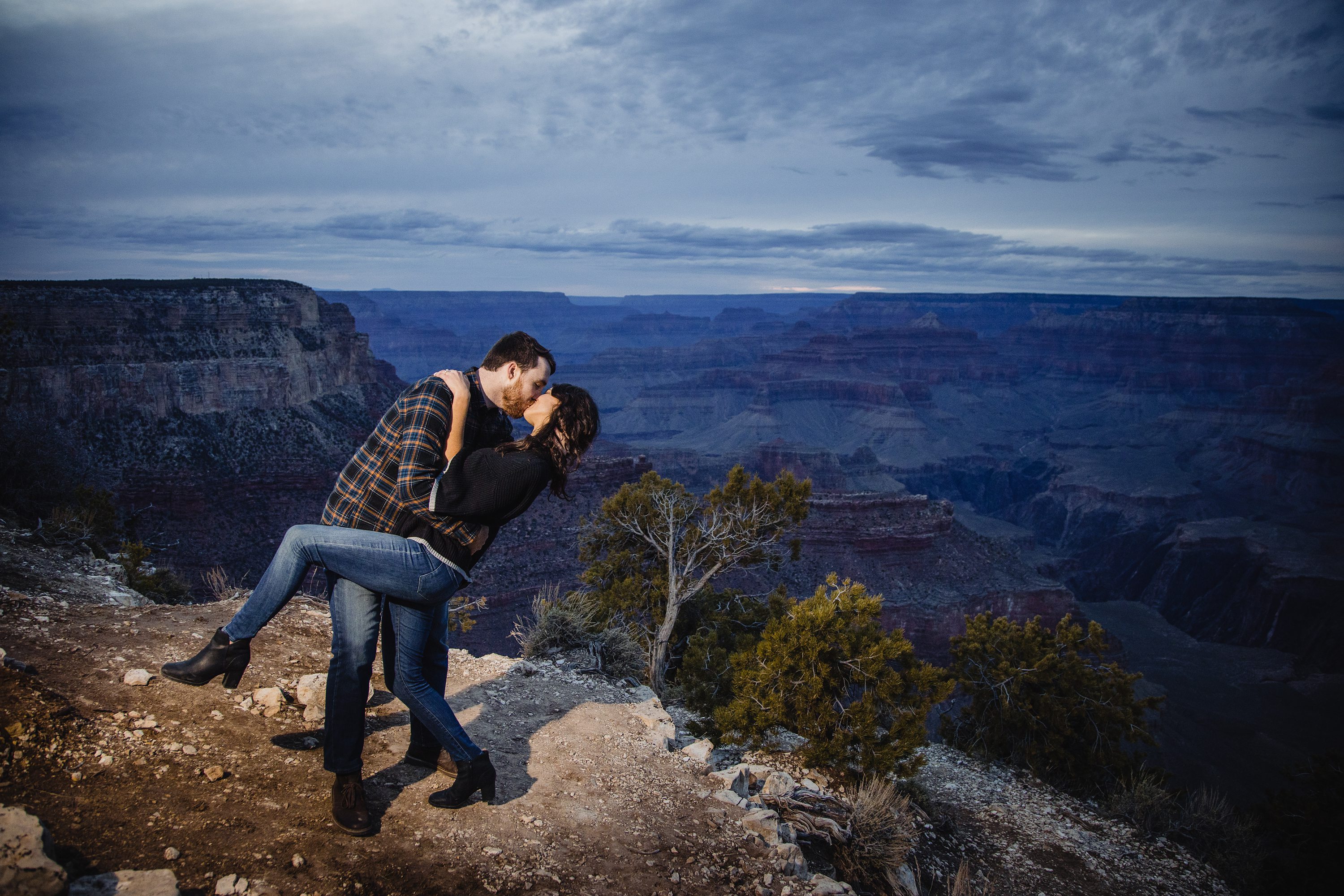 Grand Canyon Engagement Photographer,Grand Canyon Engagement