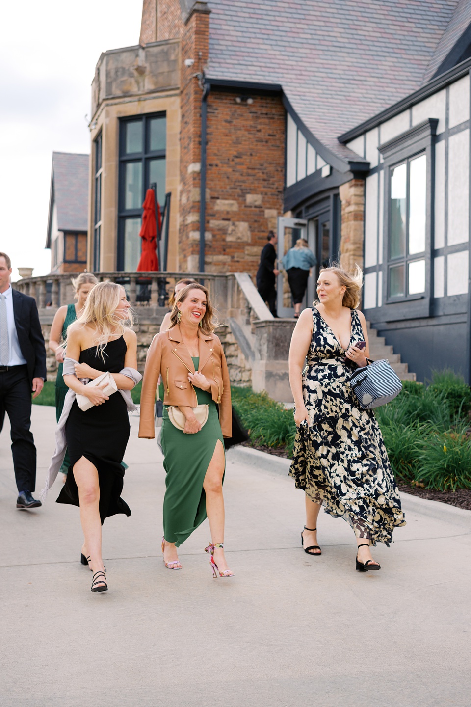 the oakwood club dress code OAKWOOD CLUB, Dayton - Menu, Prices & Restaurant Reviews