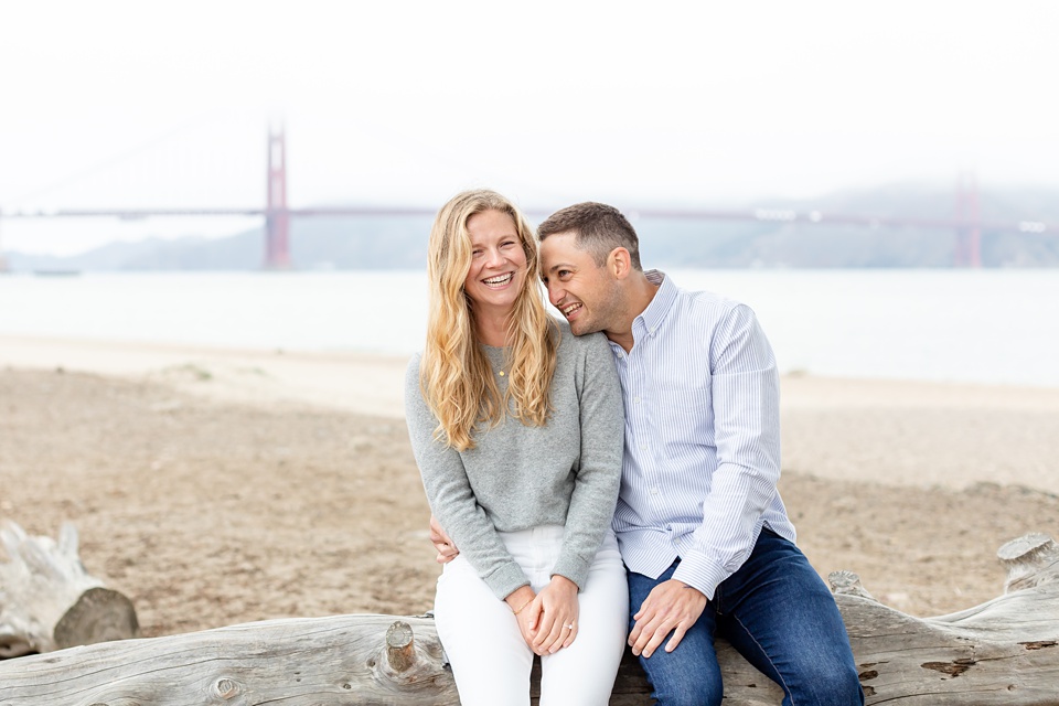 18 Fun Engagement Photo Poses, Ideas & Tips for 2024