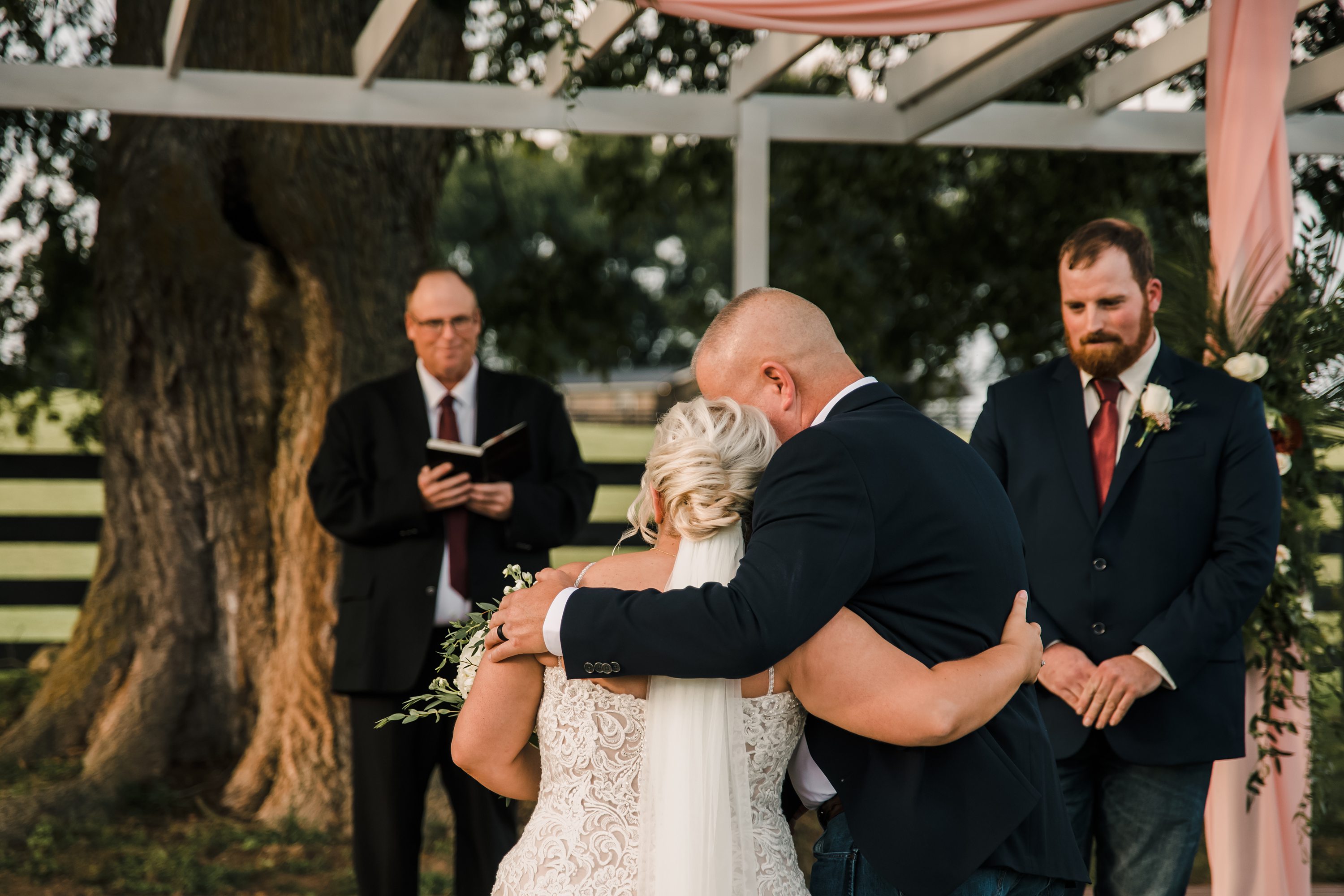 Kentucky Wedding,Suits-Us Farms,Kentucky Bride,Kentucky Photographer kentucky bride