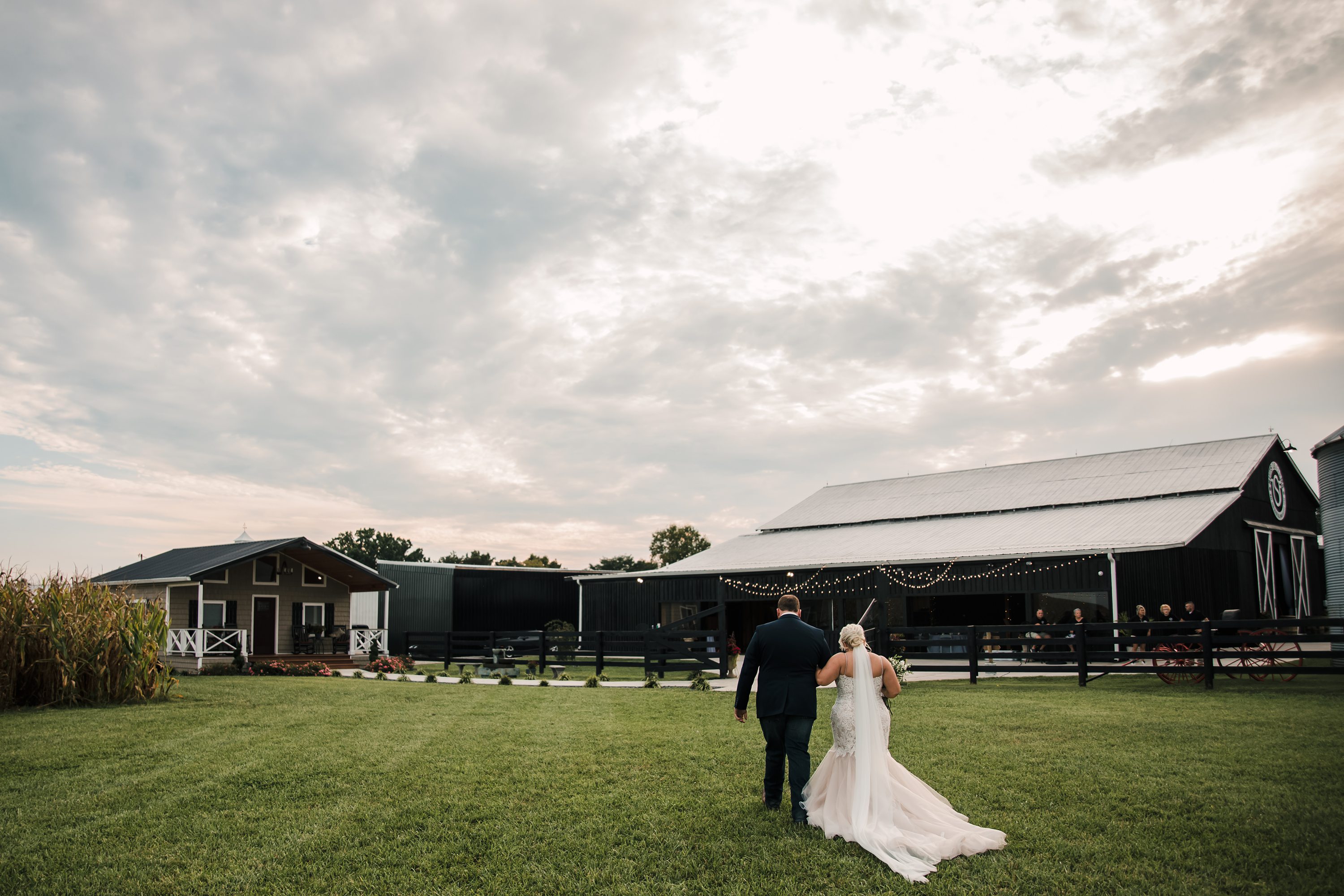 Kentucky Wedding,Suits-Us Farms,Kentucky Bride,Kentucky Photographer september wedding,kentucky photographer