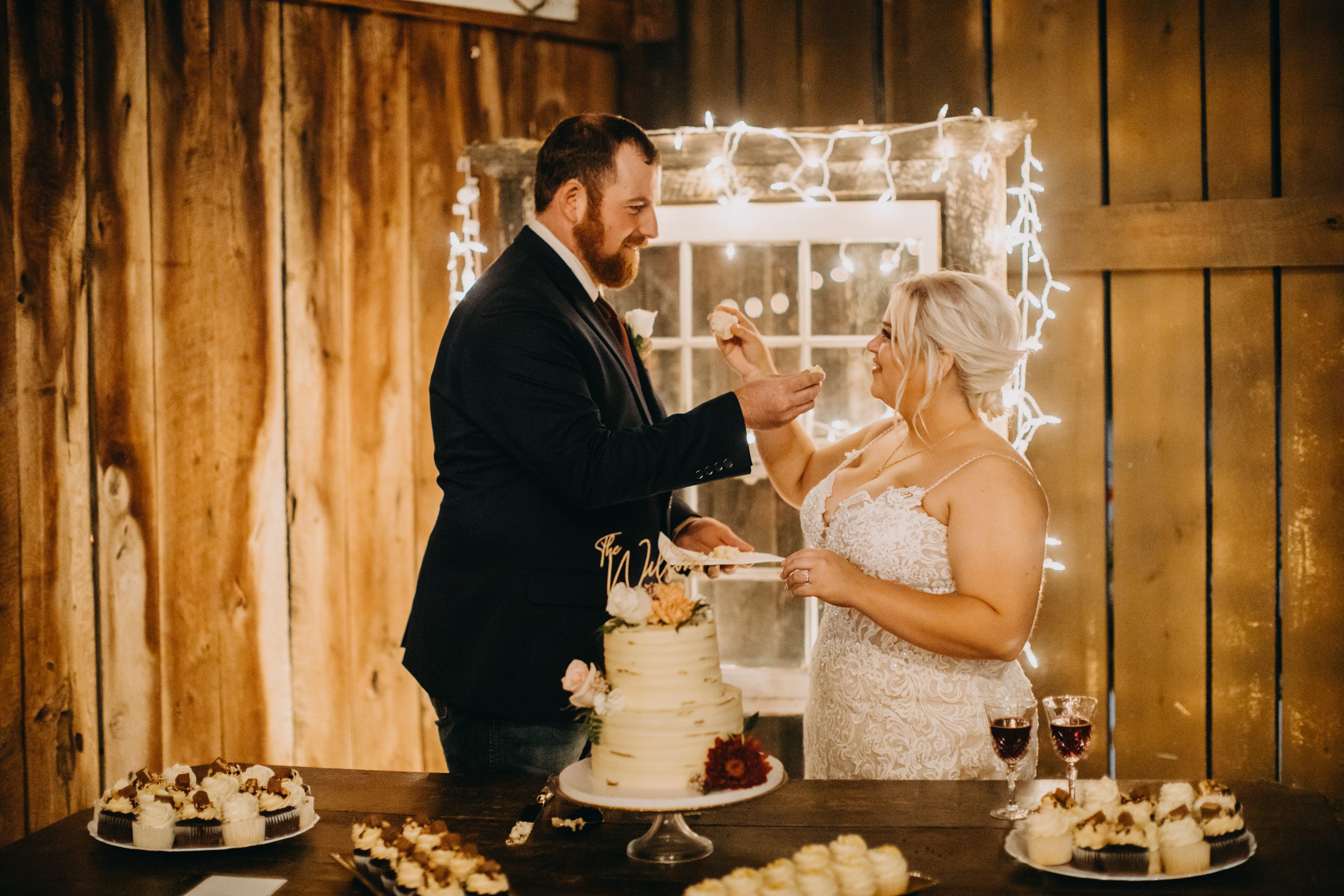 Kentucky Wedding,Suits-Us Farms,Kentucky Bride,Kentucky Photographer Somerset KY,kentucky bride