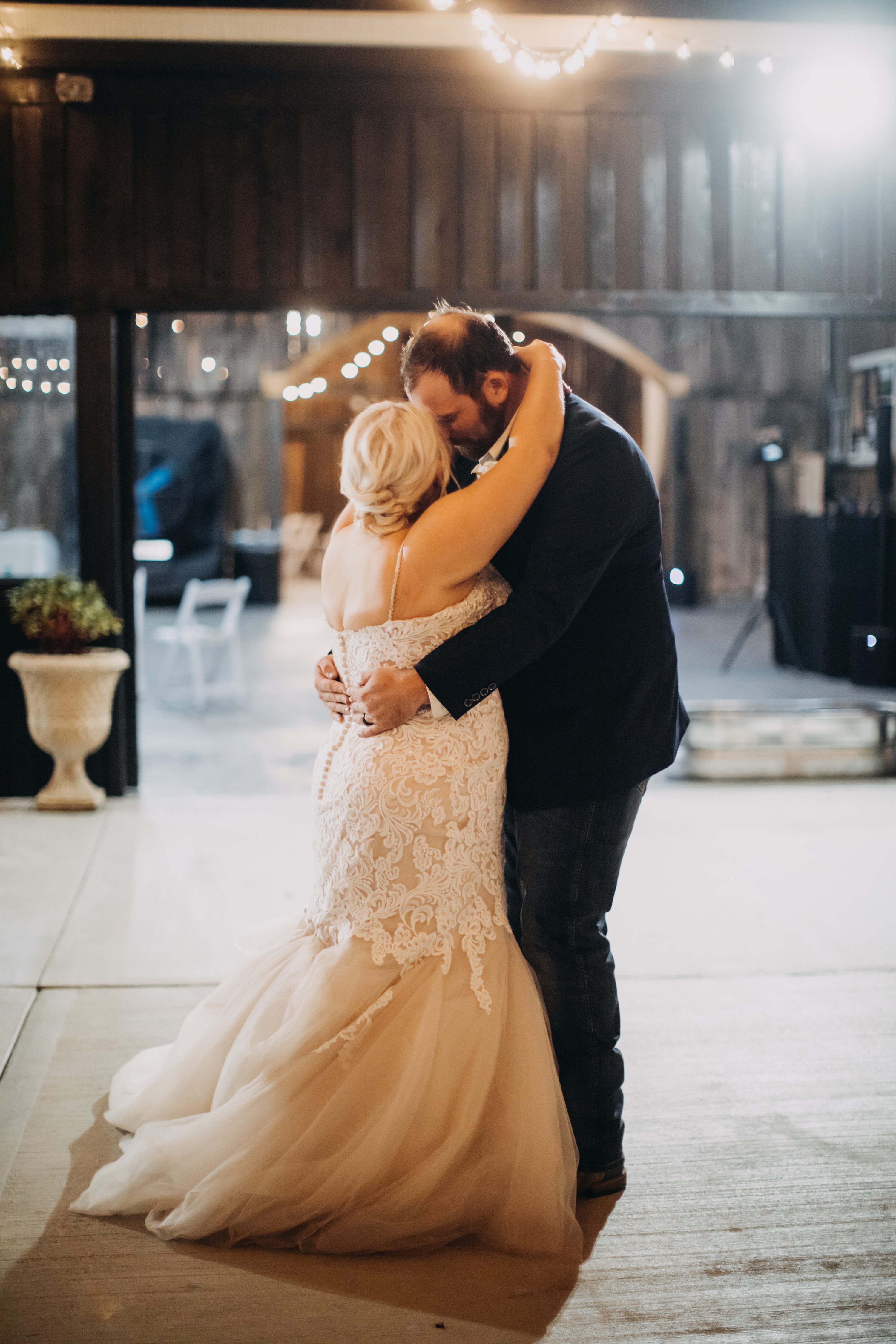 Kentucky Wedding,Suits-Us Farms,Kentucky Bride,Kentucky Photographer kentucky photographer,wedding day