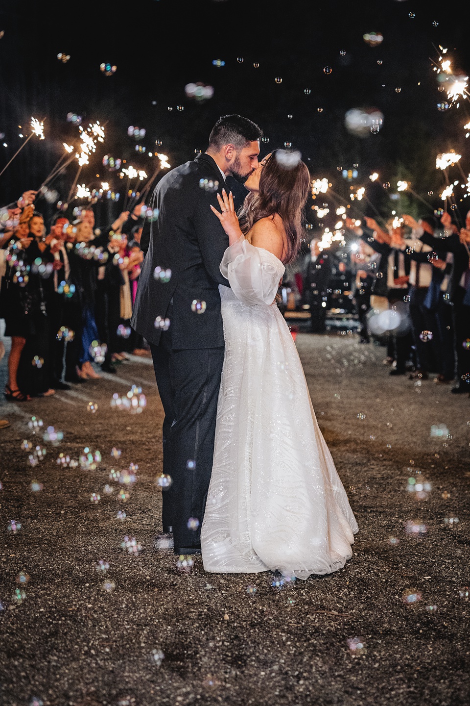  wedding send-off options, wedding reception ideas