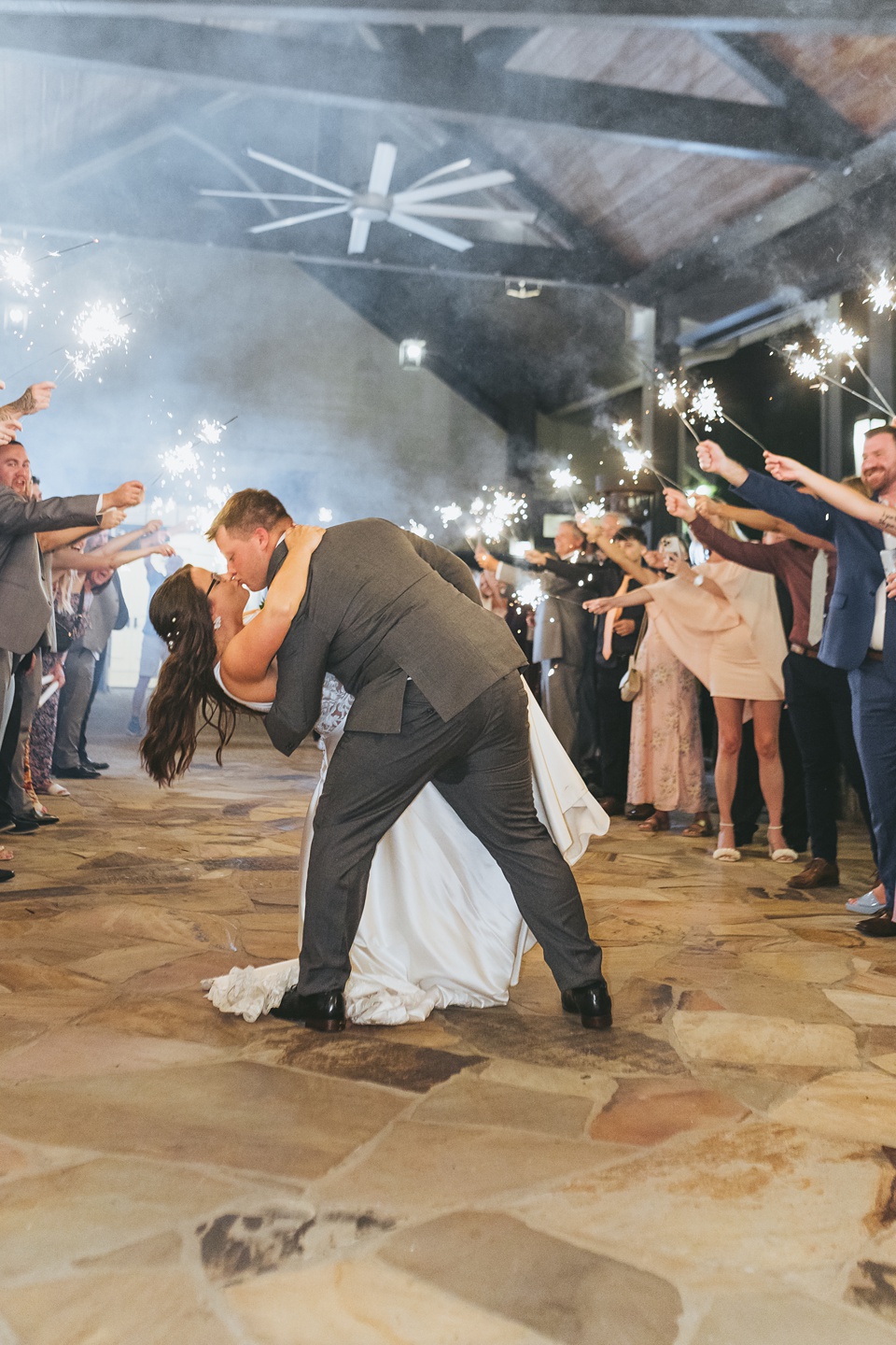  wedding send-off ideas,wedding exits