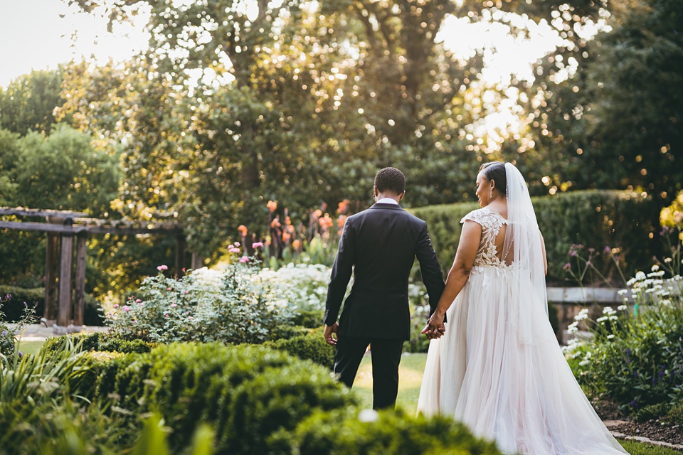Example Shoot Title Tag , modern elopement ideas