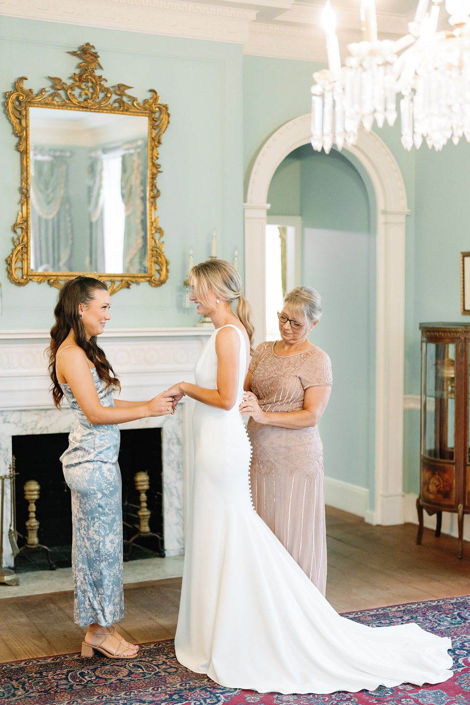 An Intimate Brunch Wedding at The River House at Lowndes Grove - rebeccasigety.com An Intimate Brunch Wedding at The River House at Lowndes Grove - rebeccasigety.com
