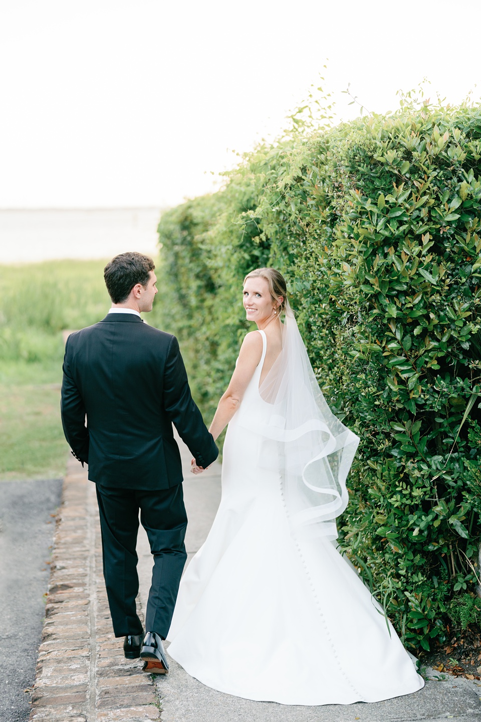 intimate wedding in charleston,intimate wedding at the post house inn