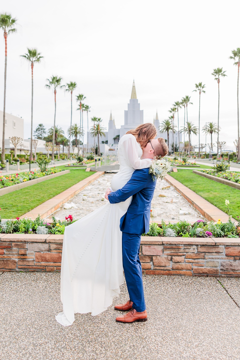 Intimate Oakland Temple Wedding | Oakland Temple Wedding Photographer,Oakland Temple Wedding with a First Look in the Redwoods oakland wedding photographer,lds oakland wedding photographer