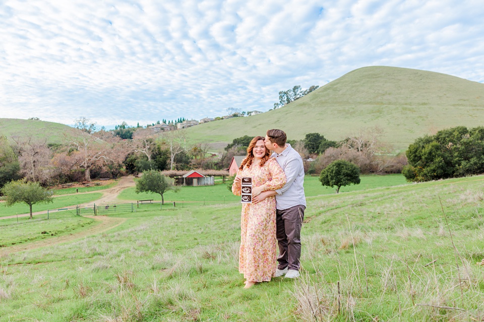 East Bay Pregnancy Announcement Session | Garin Regional Park,Pregnancy Announcement at Garin Regional Park | Bay Area Photographer,Bay Area Maternity Photographer | Pregnancy Announcement,Pinterest Worthy Bay Area Pregnancy Announcement photos at garin regional park,bay area family photographer