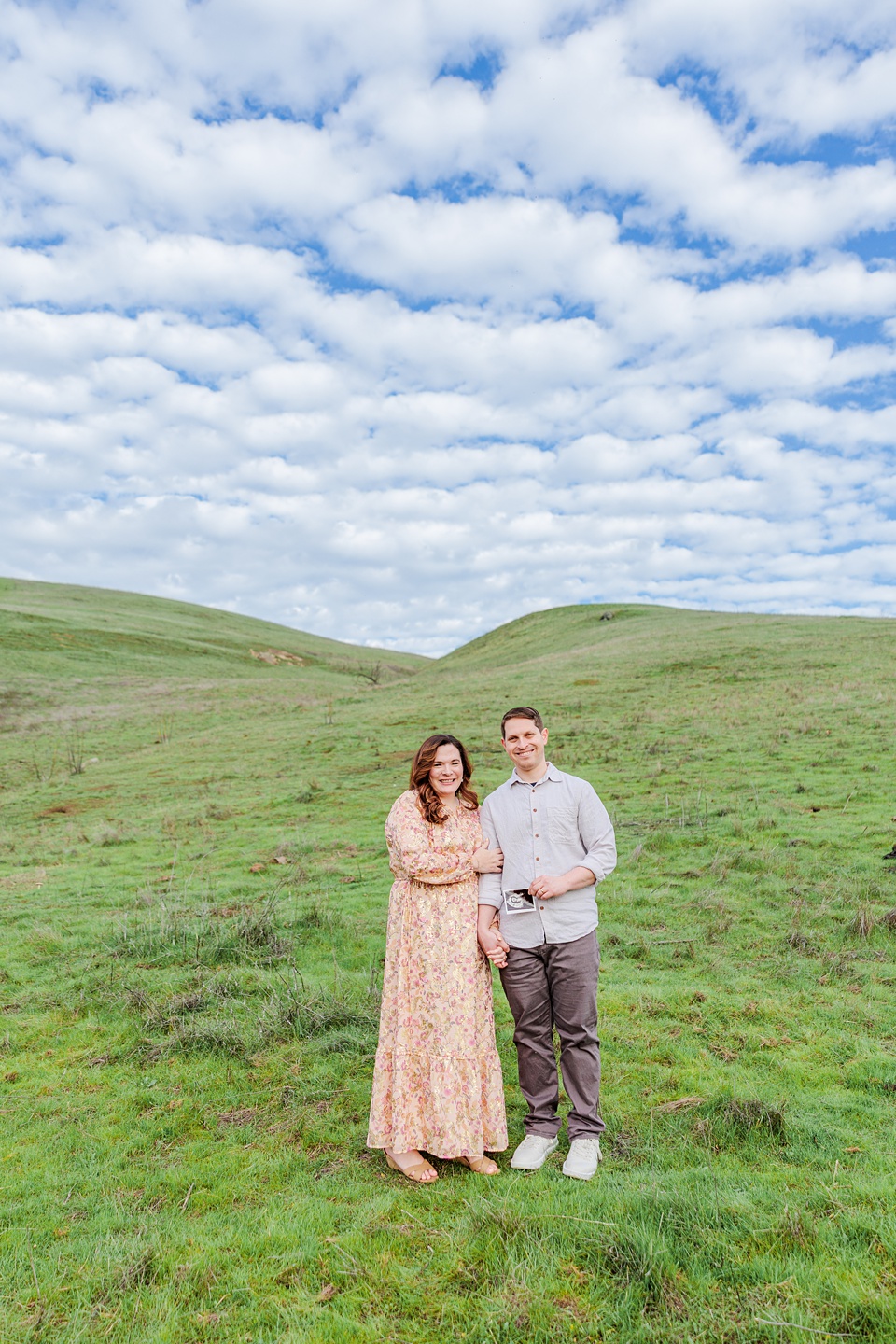 East Bay Pregnancy Announcement Session | Garin Regional Park,Pregnancy Announcement at Garin Regional Park | Bay Area Photographer,Bay Area Maternity Photographer | Pregnancy Announcement,Pinterest Worthy Bay Area Pregnancy Announcement East Bay Pregnancy Announcement Session,Pinterest-Worthy Pregnancy Announcement in the Bay Area