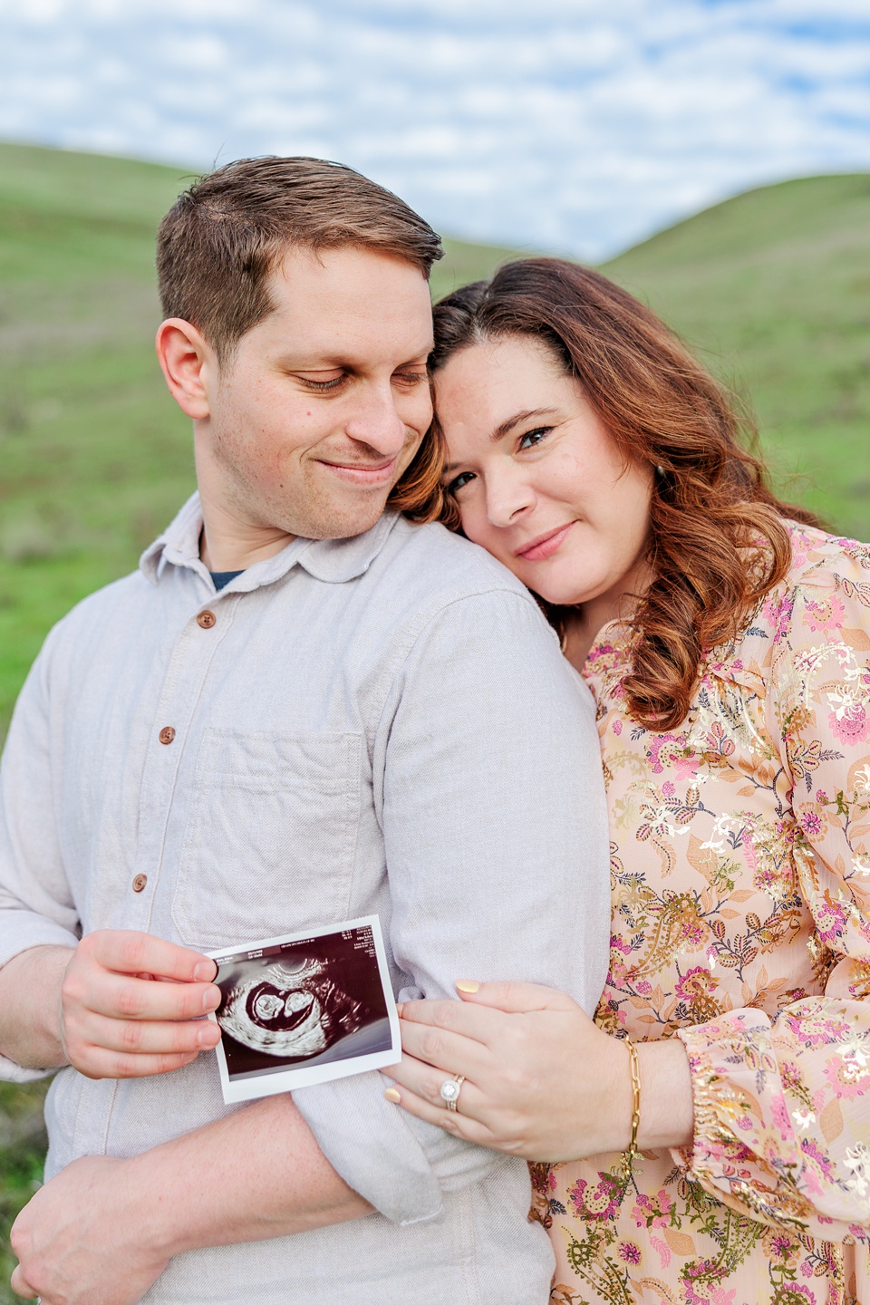 East Bay Pregnancy Announcement Session | Garin Regional Park,Pregnancy Announcement at Garin Regional Park | Bay Area Photographer,Bay Area Maternity Photographer | Pregnancy Announcement,Pinterest Worthy Bay Area Pregnancy Announcement photo session at garin regional park,pinterest worthy pregnancy announcement bay area