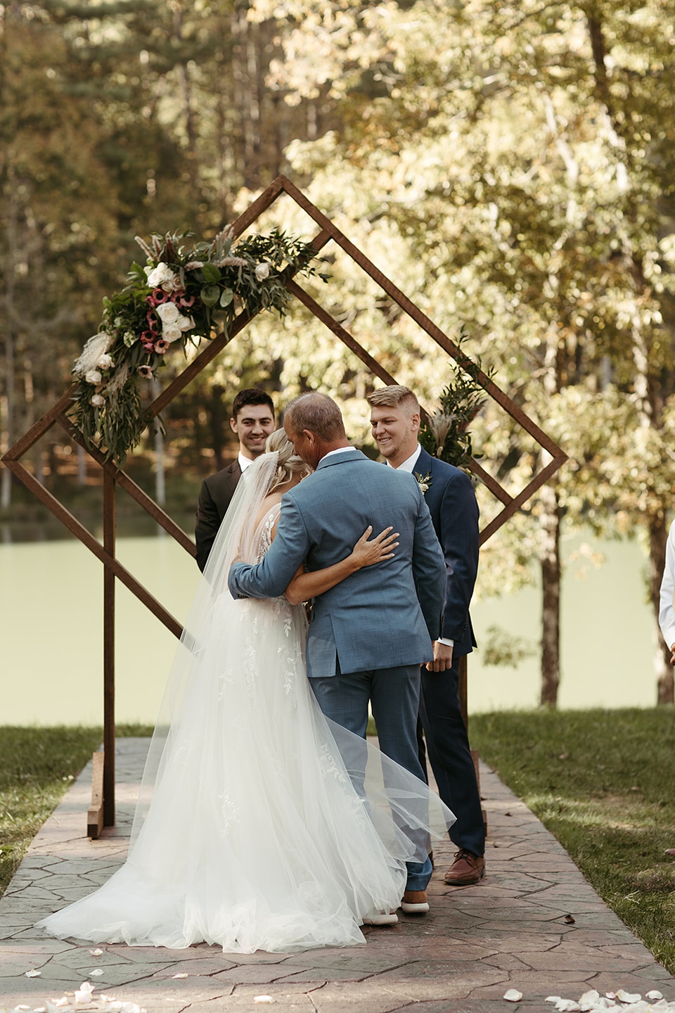 apison tennessee wedding,hidden springs apison tennessee
