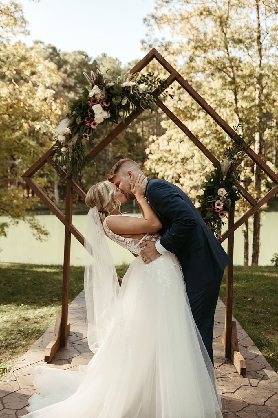 hidden springs venue tennessee wedding,tennessee wedding photographer