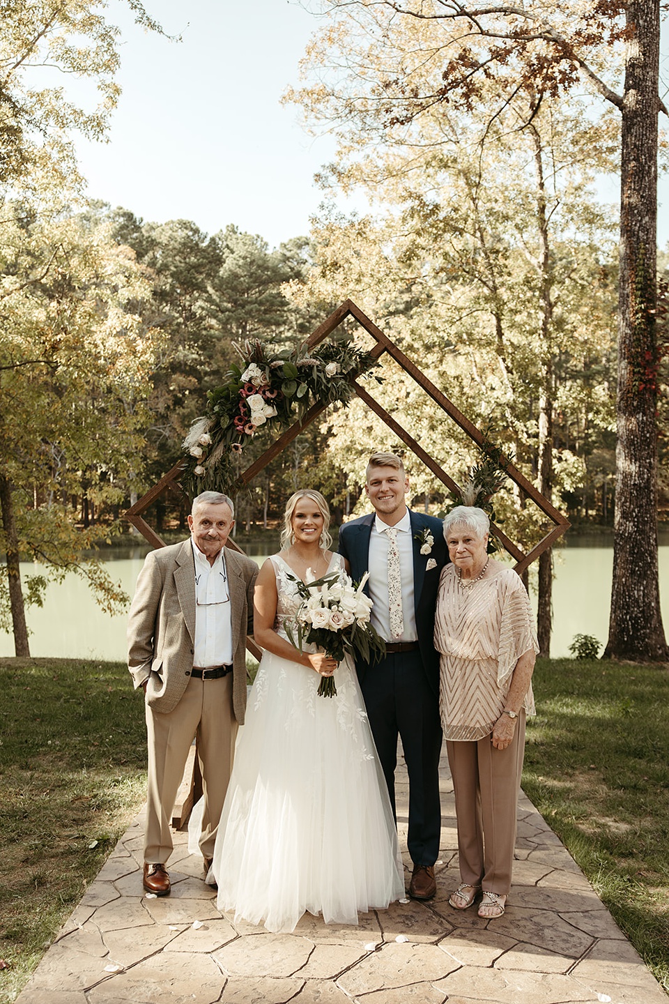 hidden springs venue,tennessee wedding photographer