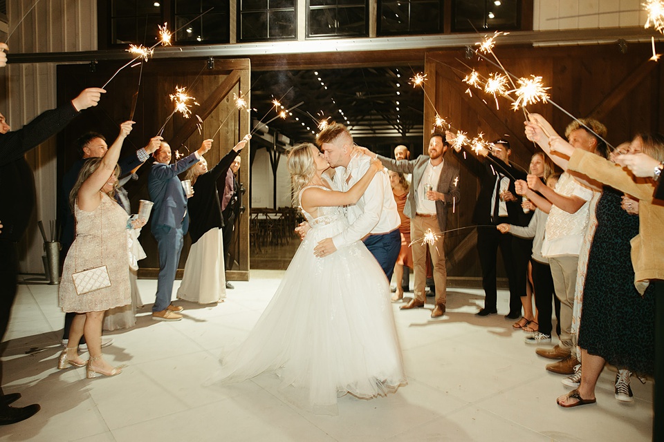 hidden springs apison tennessee,tennessee wedding photographer