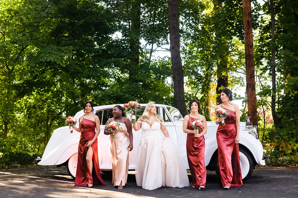 outdoor wedding,Uxbridge Mass