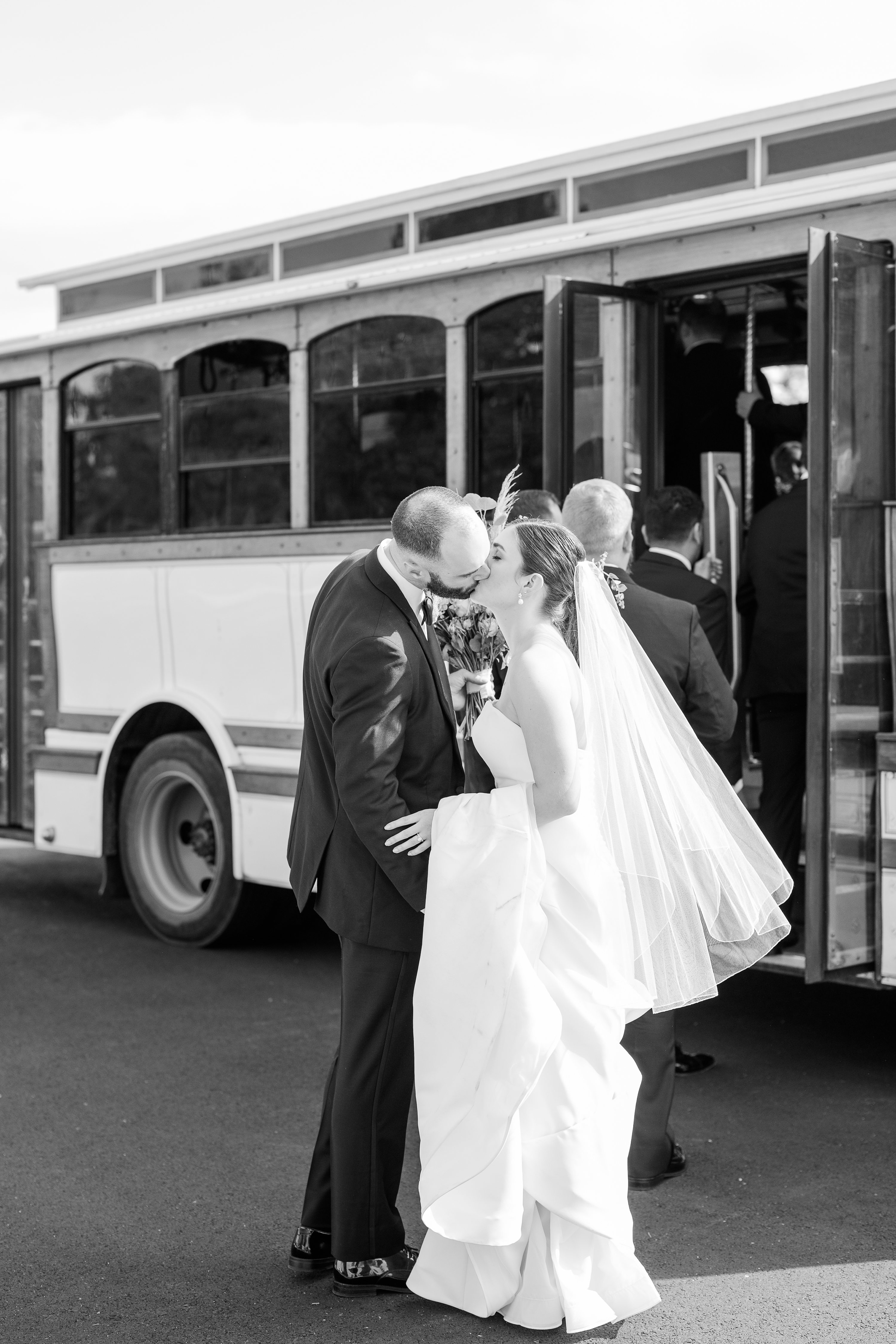 Willow Oaks Country Club,October golf course wedding