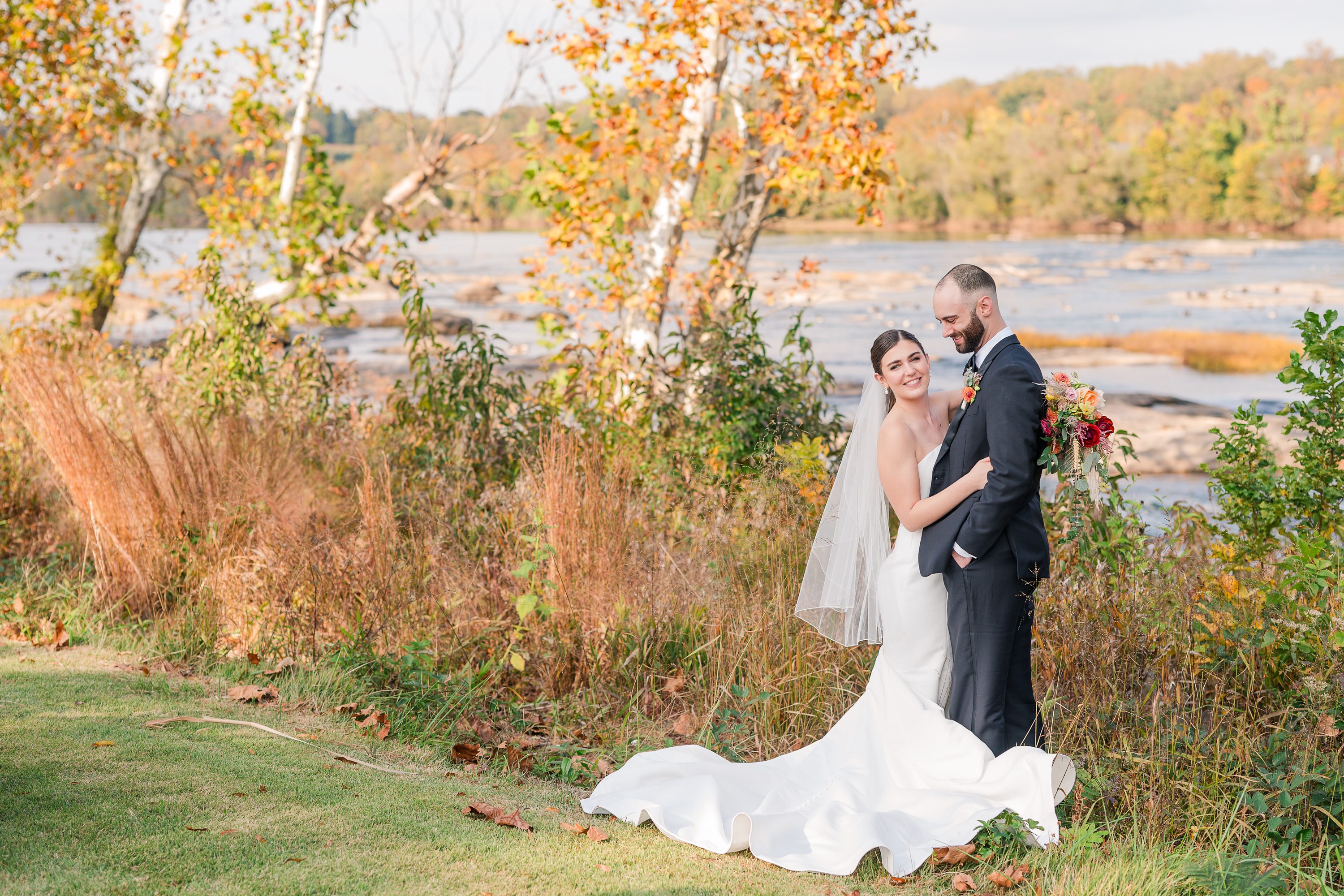 Downtown Richmond Wedding,Richmond fall wedding